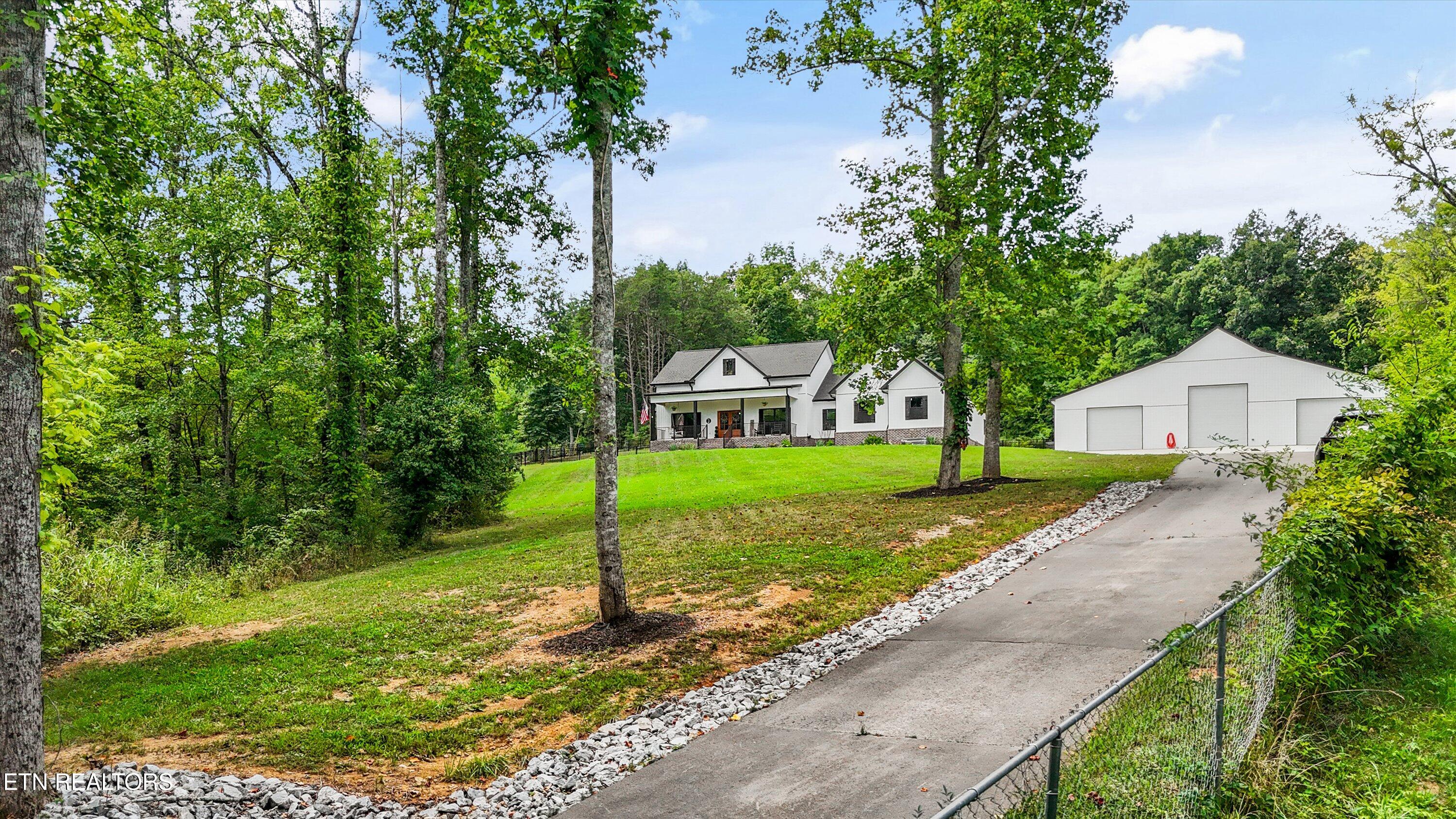 4368 Vinegar Valley Road Friendsville TN 37737