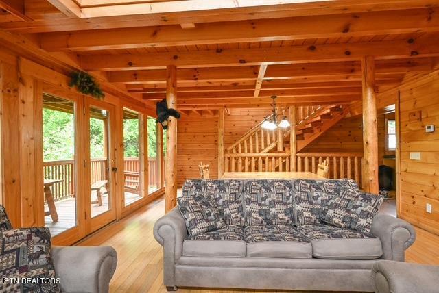 1044 Black Bear Cub Way Sevierville TN 37862