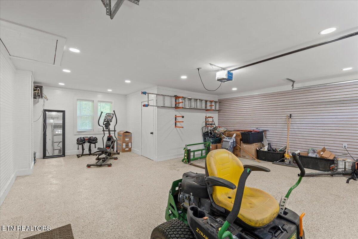 8528 Heiskell Road Powell TN 37849