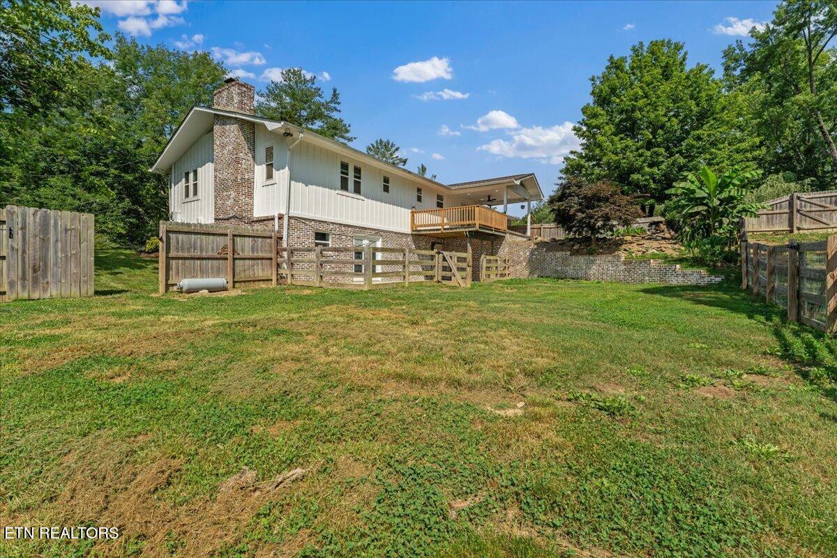 8528 Heiskell Road Powell TN 37849