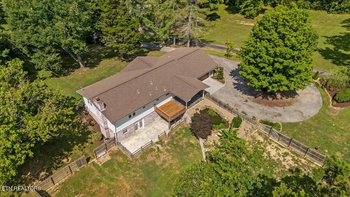 8528 Heiskell Road Powell TN 37849