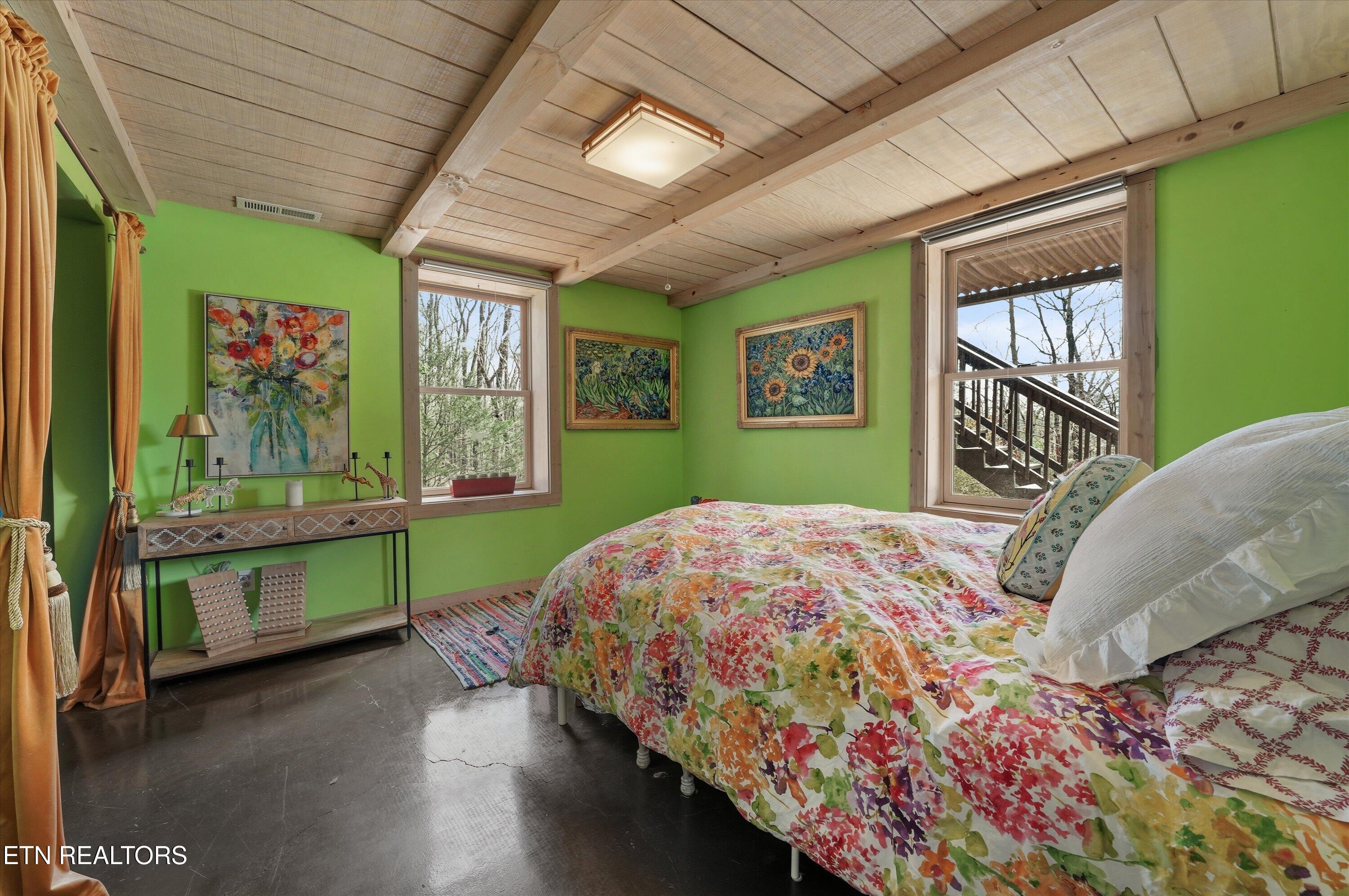 575 Ironsburg Road Tellico Plains TN 37385