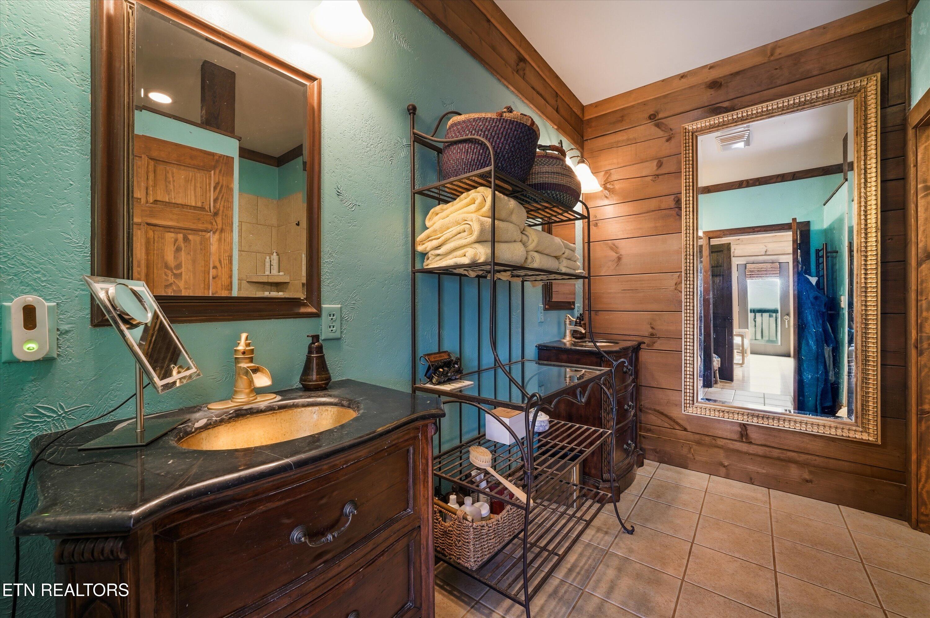575 Ironsburg Road Tellico Plains TN 37385