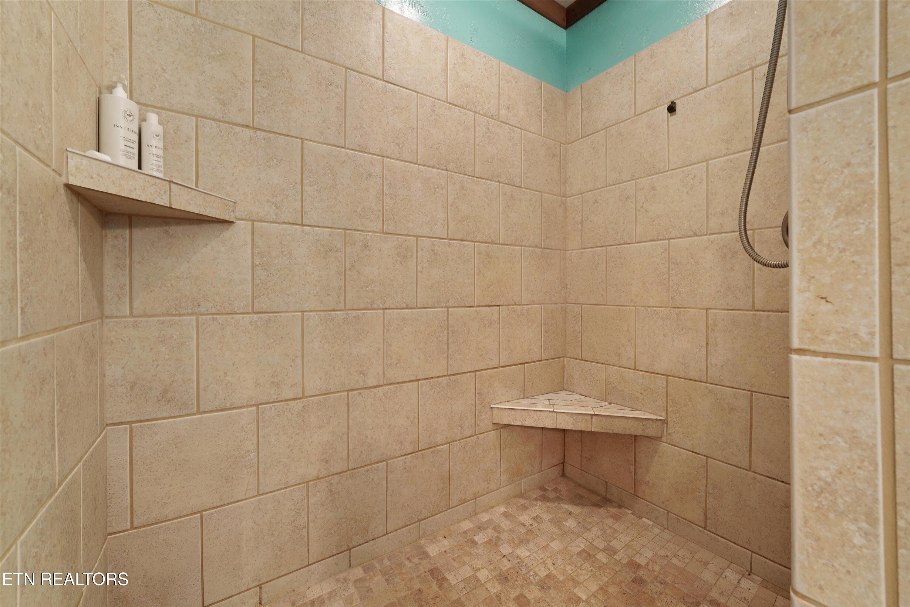 575 Ironsburg Road Tellico Plains TN 37385