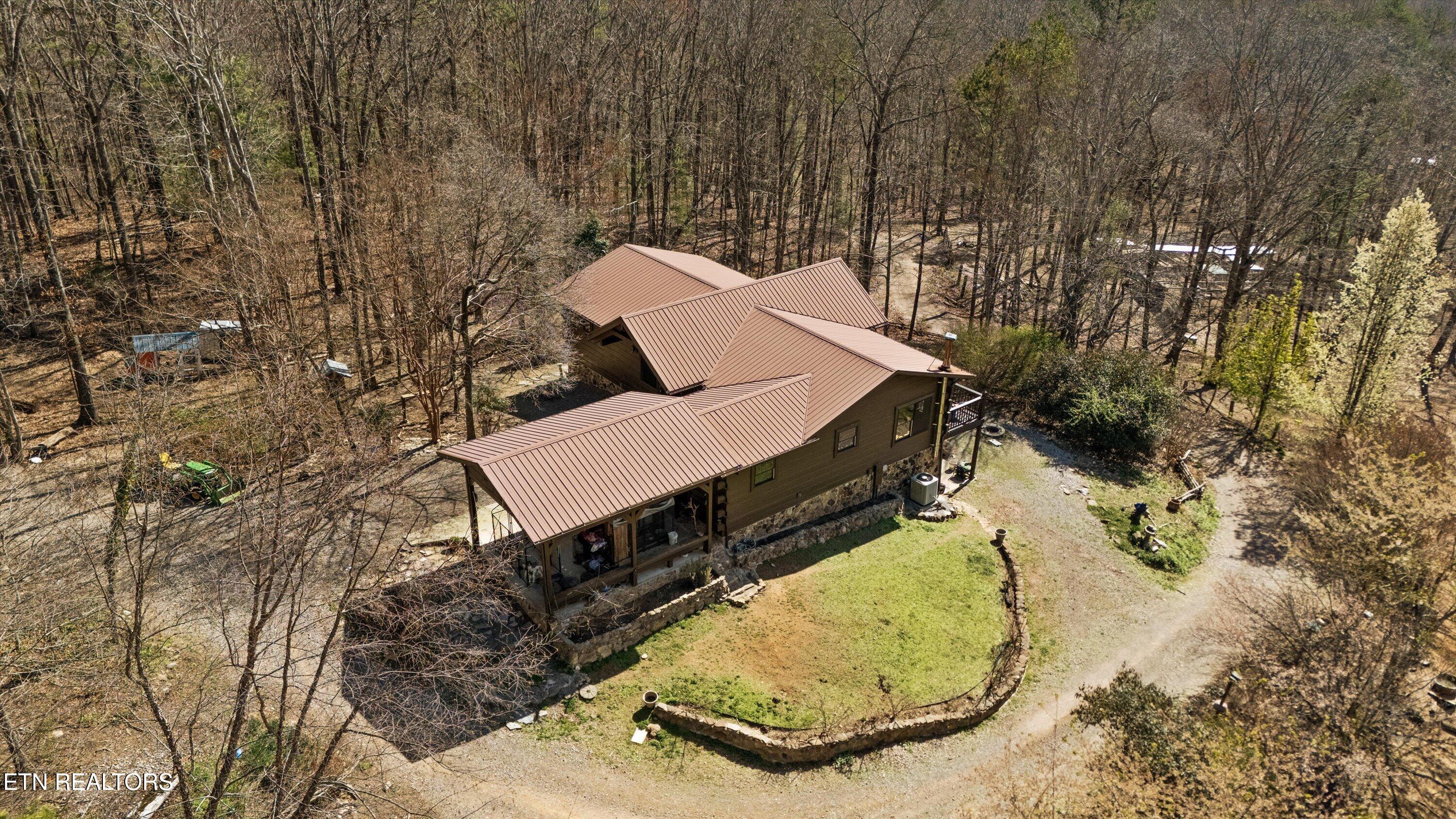 575 Ironsburg Road Tellico Plains TN 37385