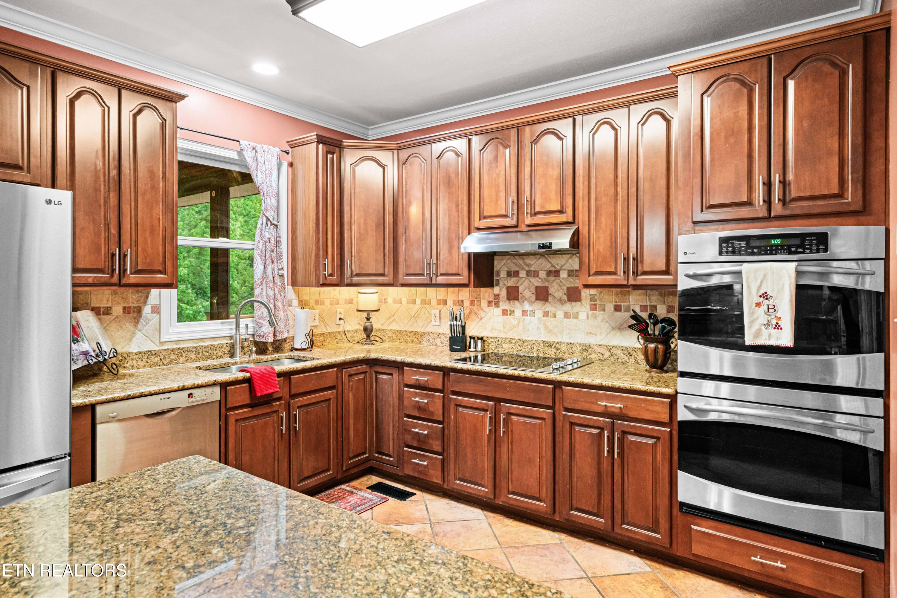 7819 La Barrington Boulevard Powell TN 37849