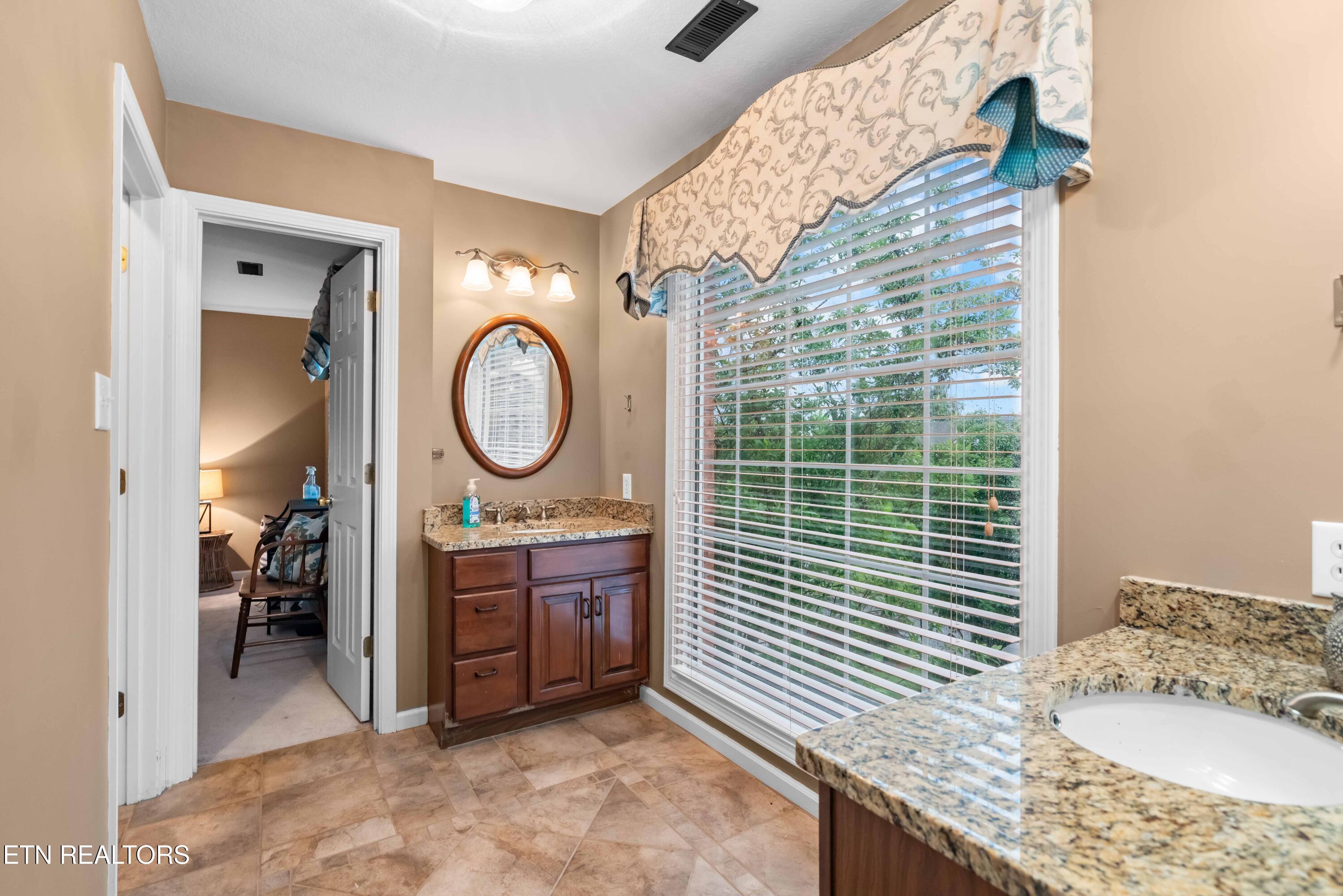 7819 La Barrington Boulevard Powell TN 37849