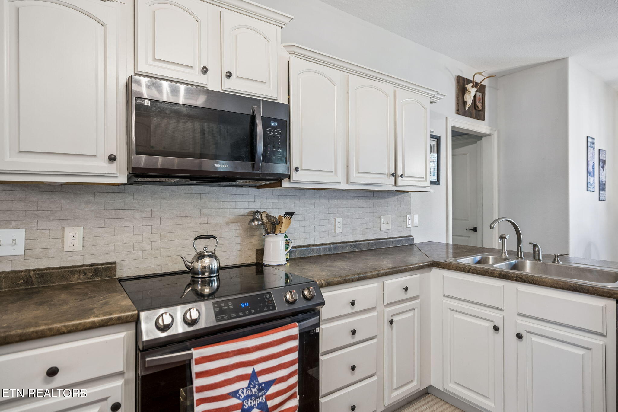 941 Carter Springs Drive Maryville TN 37801