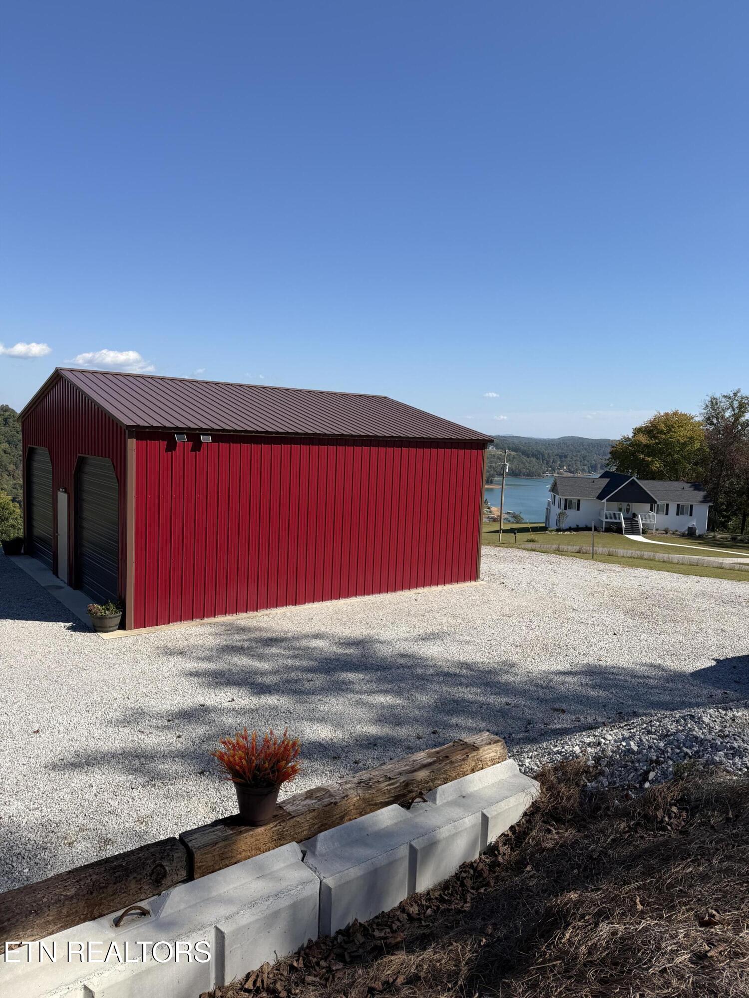 420 Mariner Point Road Lafollette TN 37766