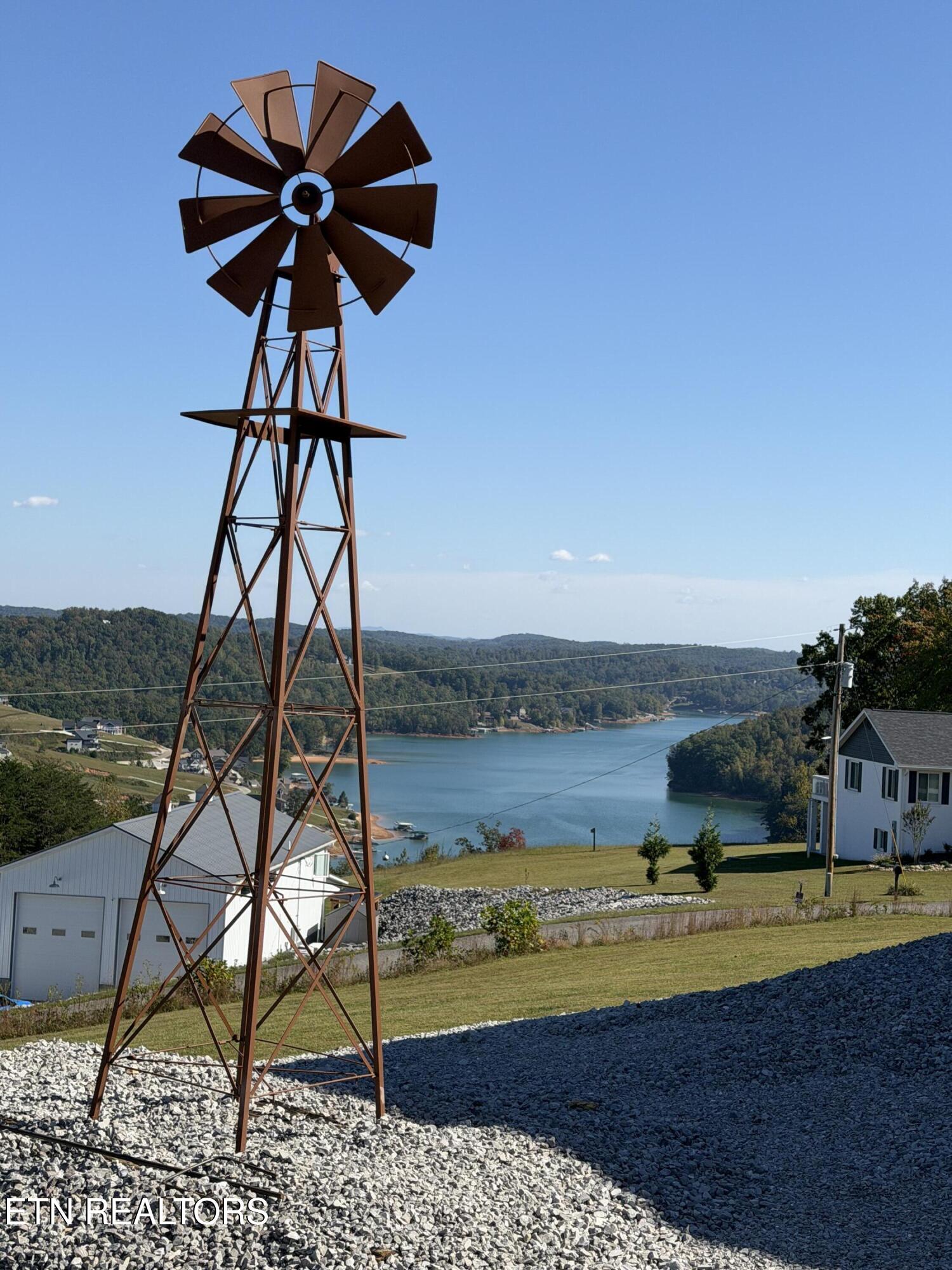 420 Mariner Point Road Lafollette TN 37766