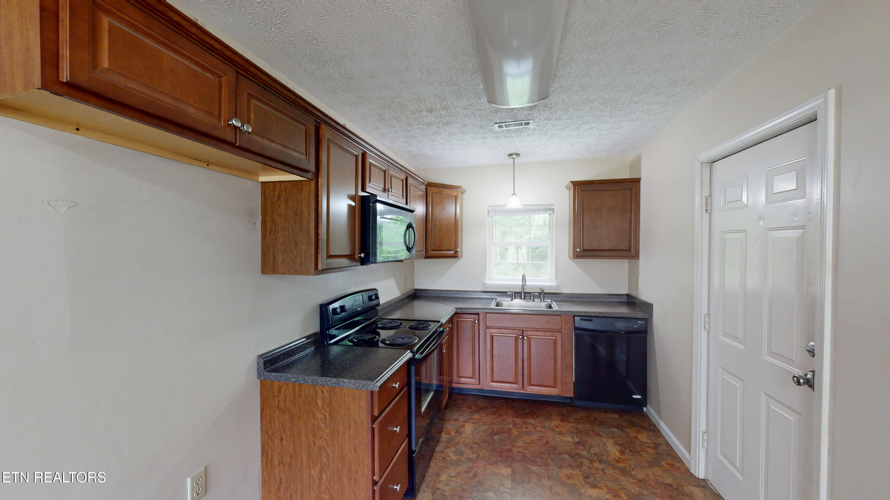 524 Oak Street Dayton TN 37321