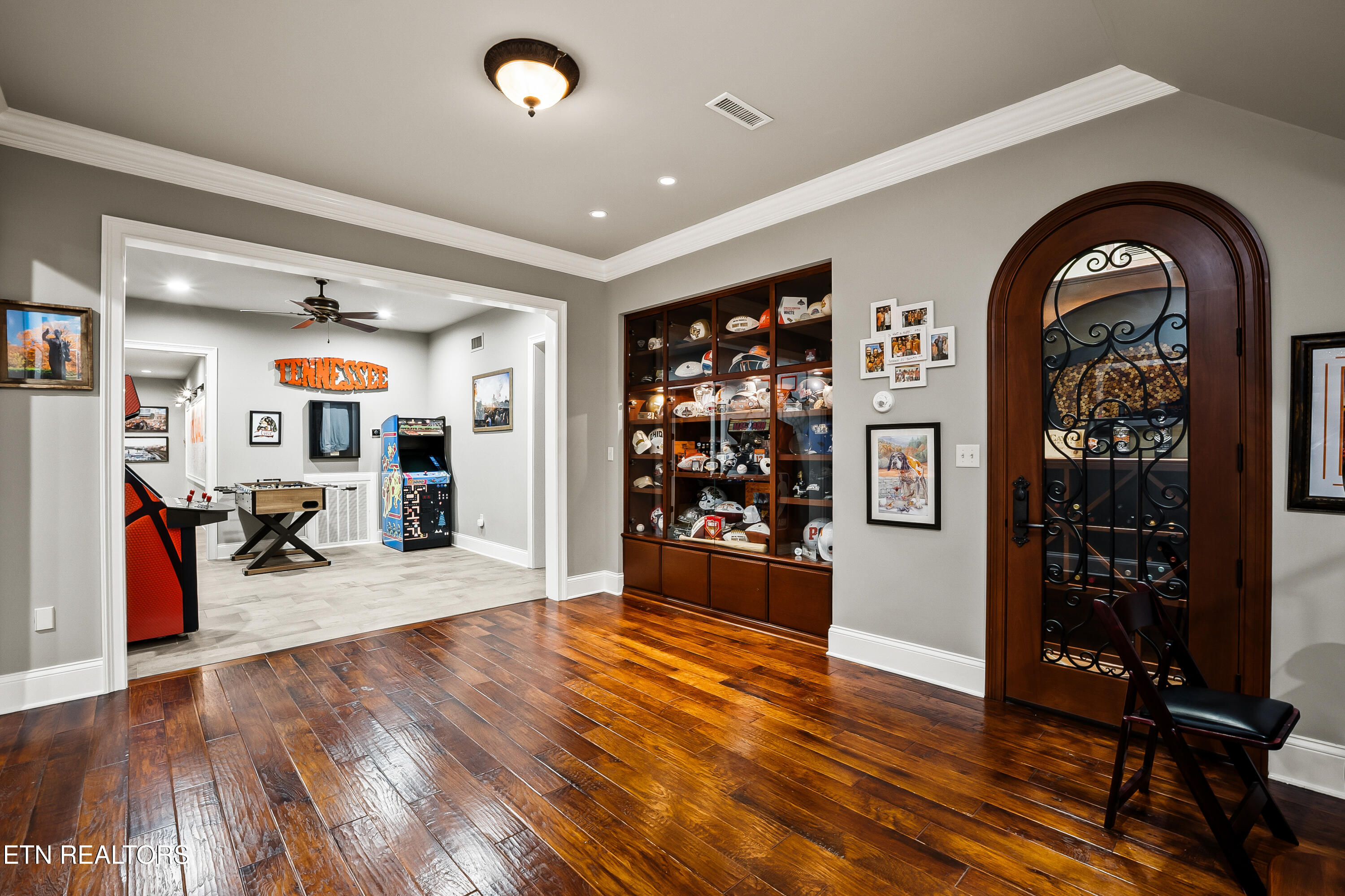1945 Oakleigh Way Knoxville TN 37919