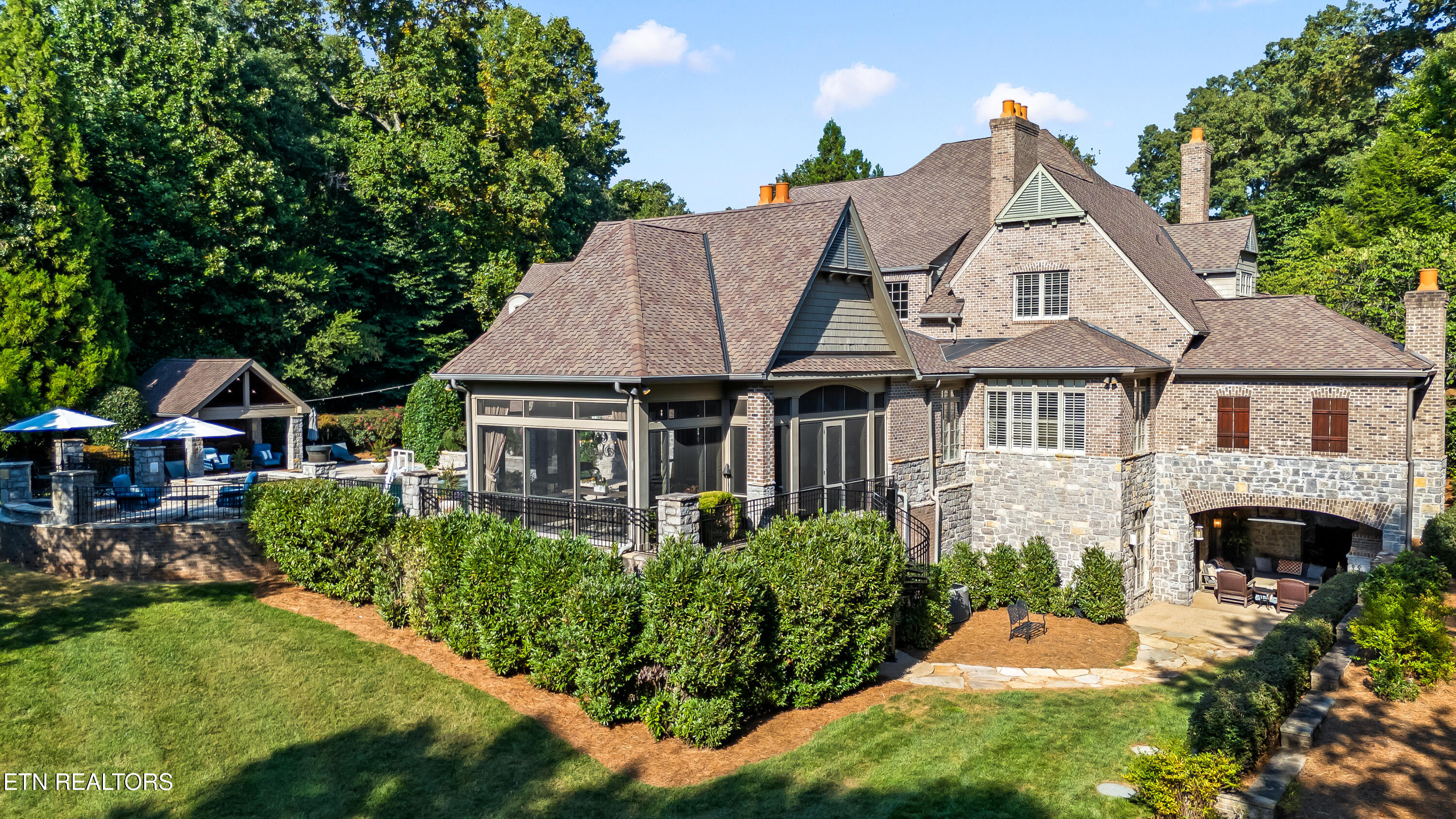 1945 Oakleigh Way Knoxville TN 37919
