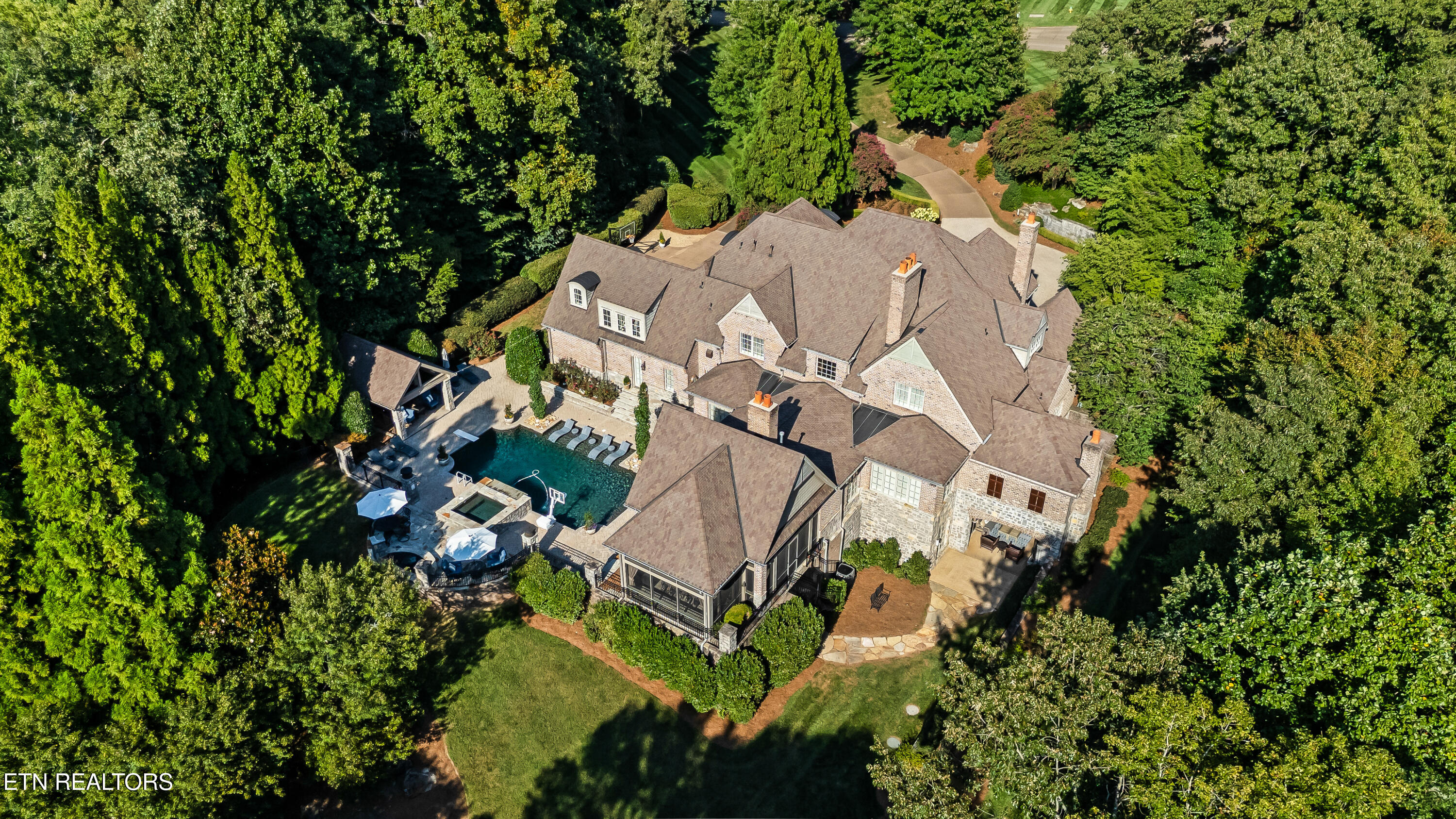 1945 Oakleigh Way Knoxville TN 37919
