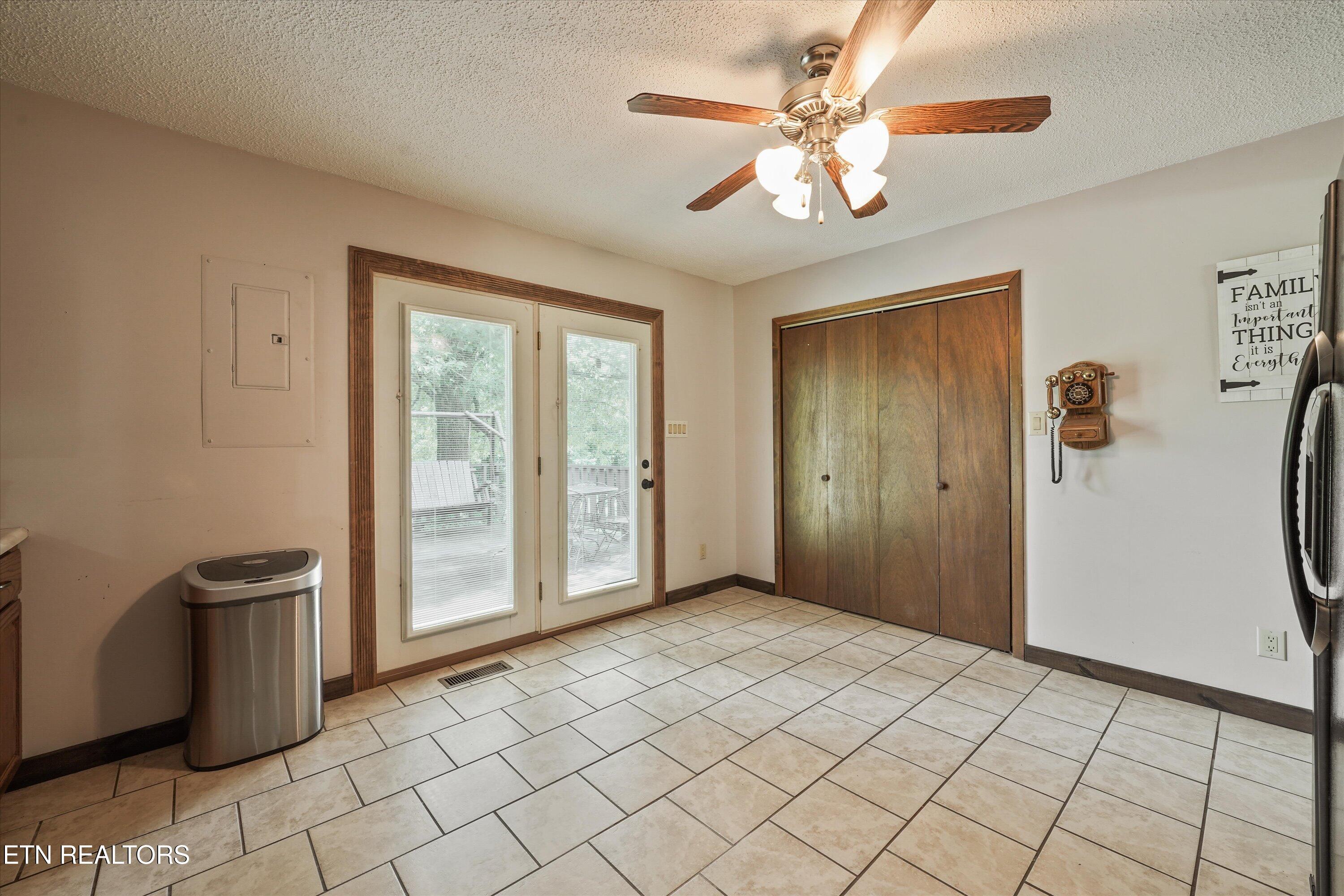 349 Fairchild Street Harriman TN 37748