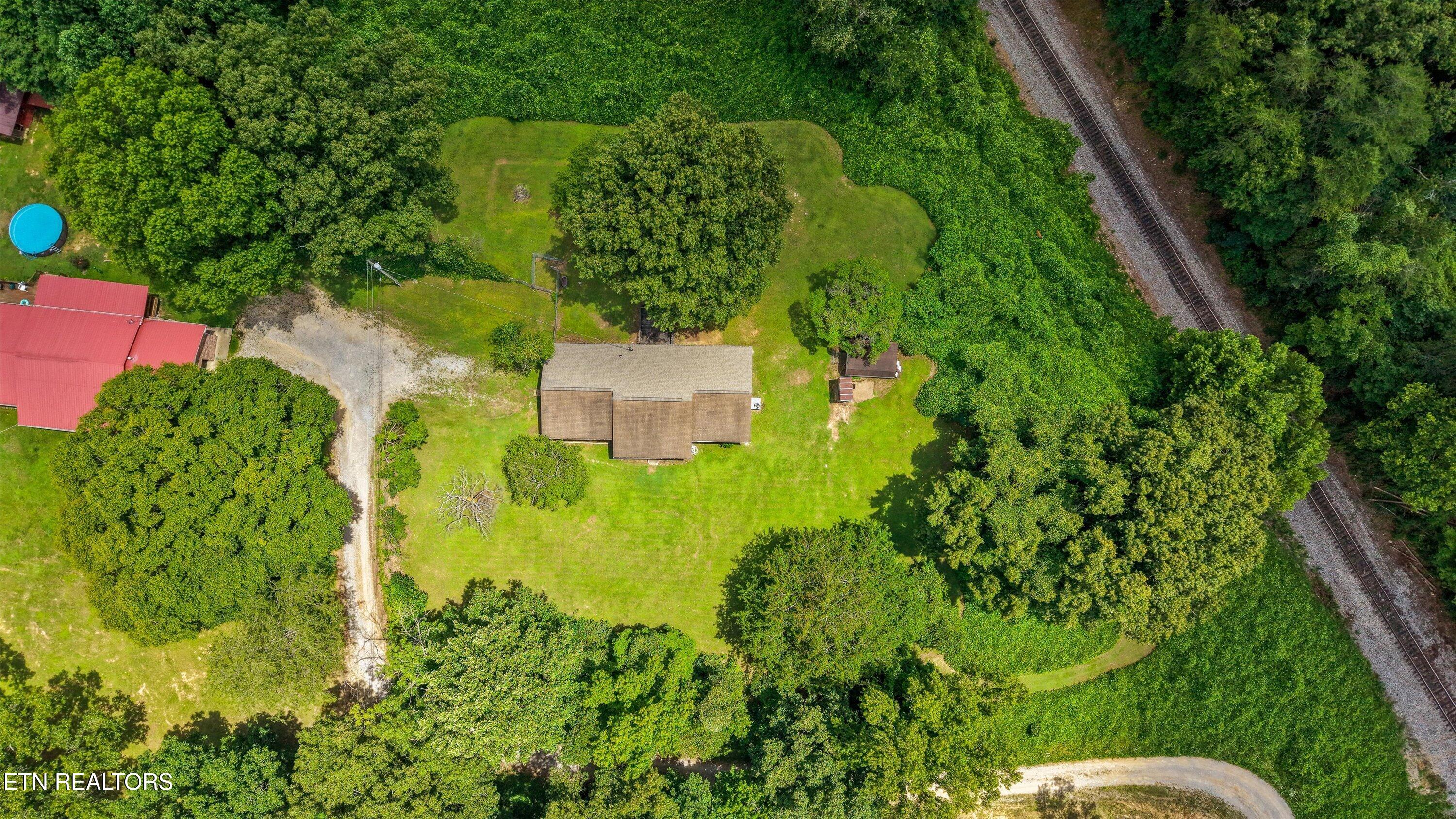 349 Fairchild Street Harriman TN 37748