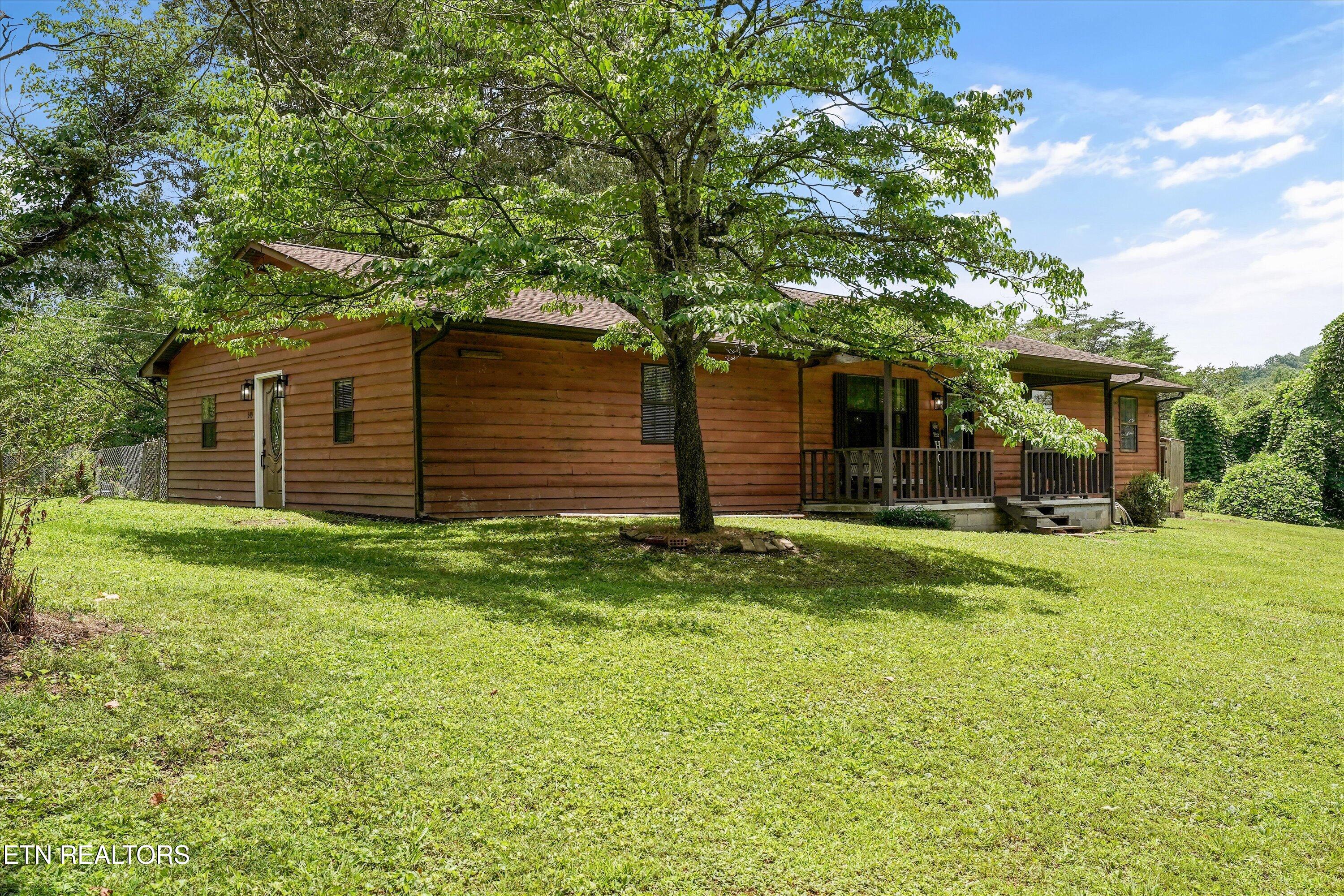 349 Fairchild Street Harriman TN 37748