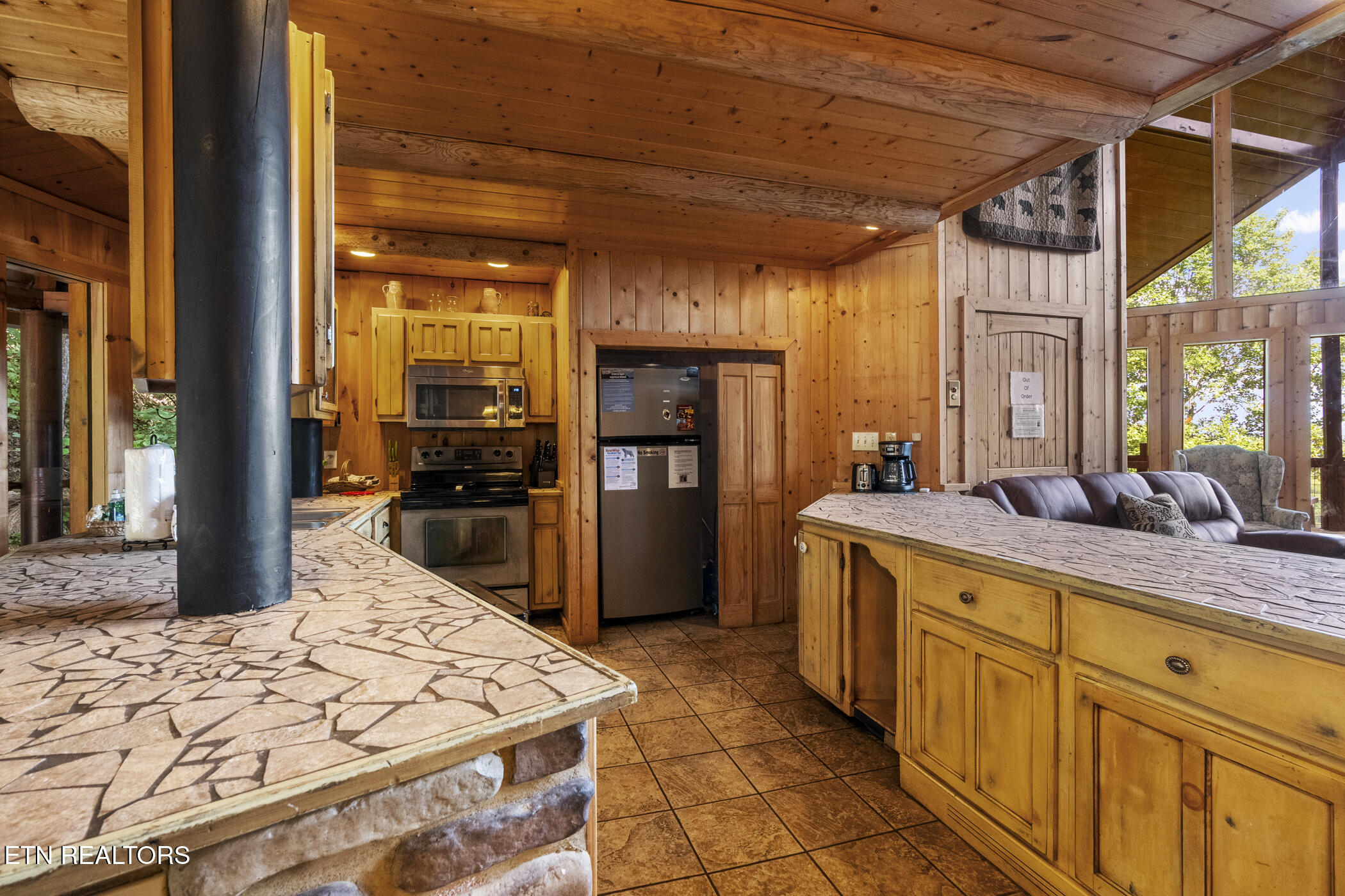 3280 Balsam Slopes Road Sevierville TN 37862