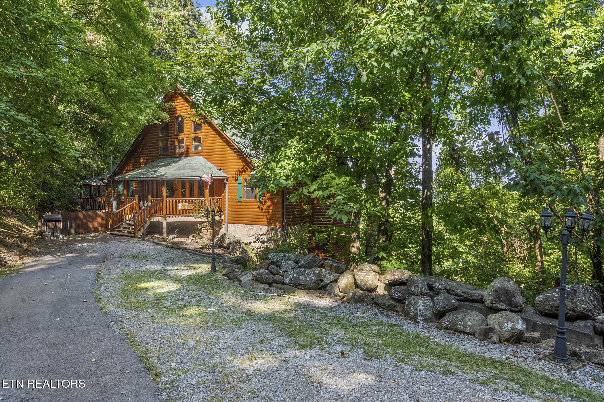 3280 Balsam Slopes Road Sevierville TN 37862