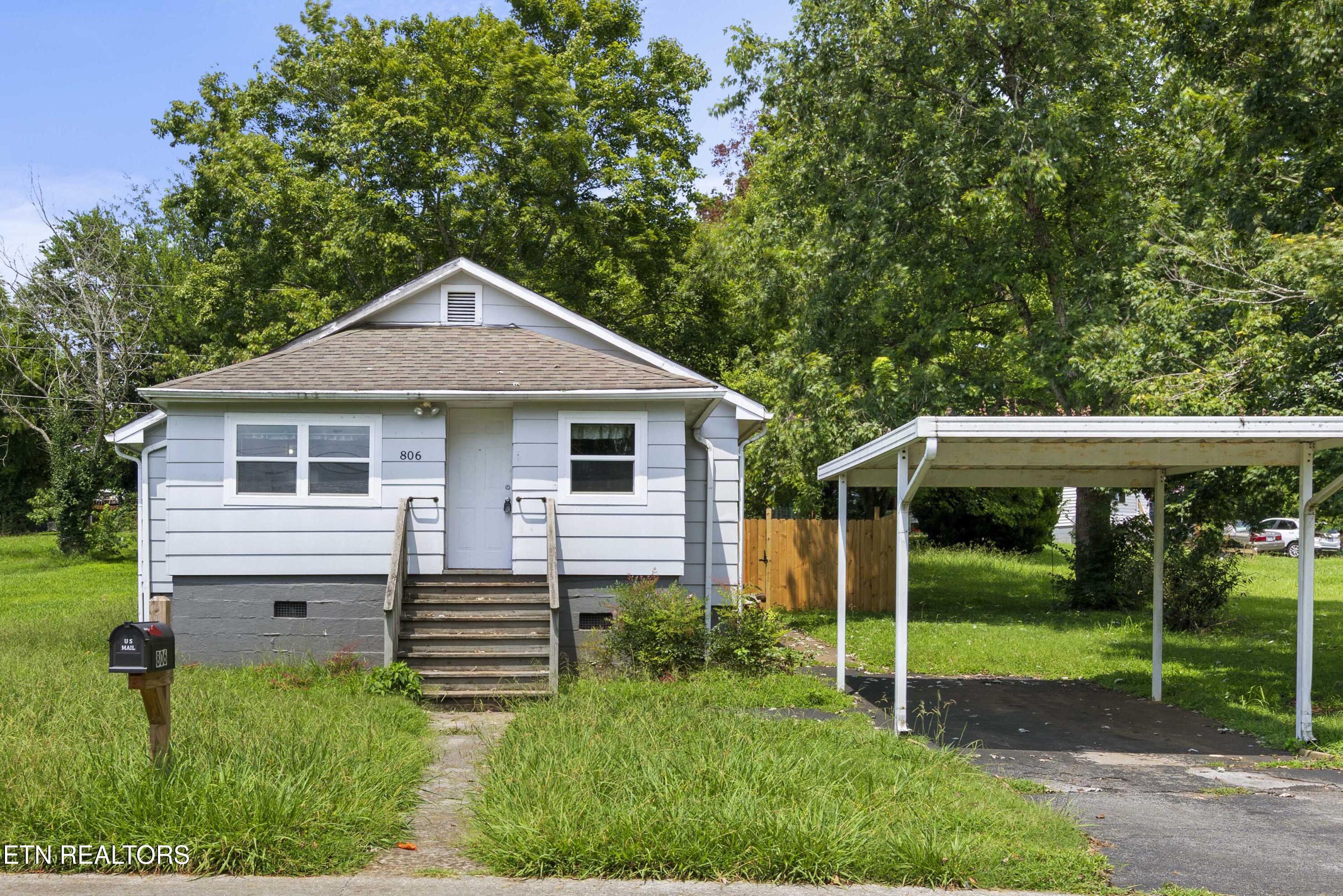806 Commerce Street Loudon TN 37774