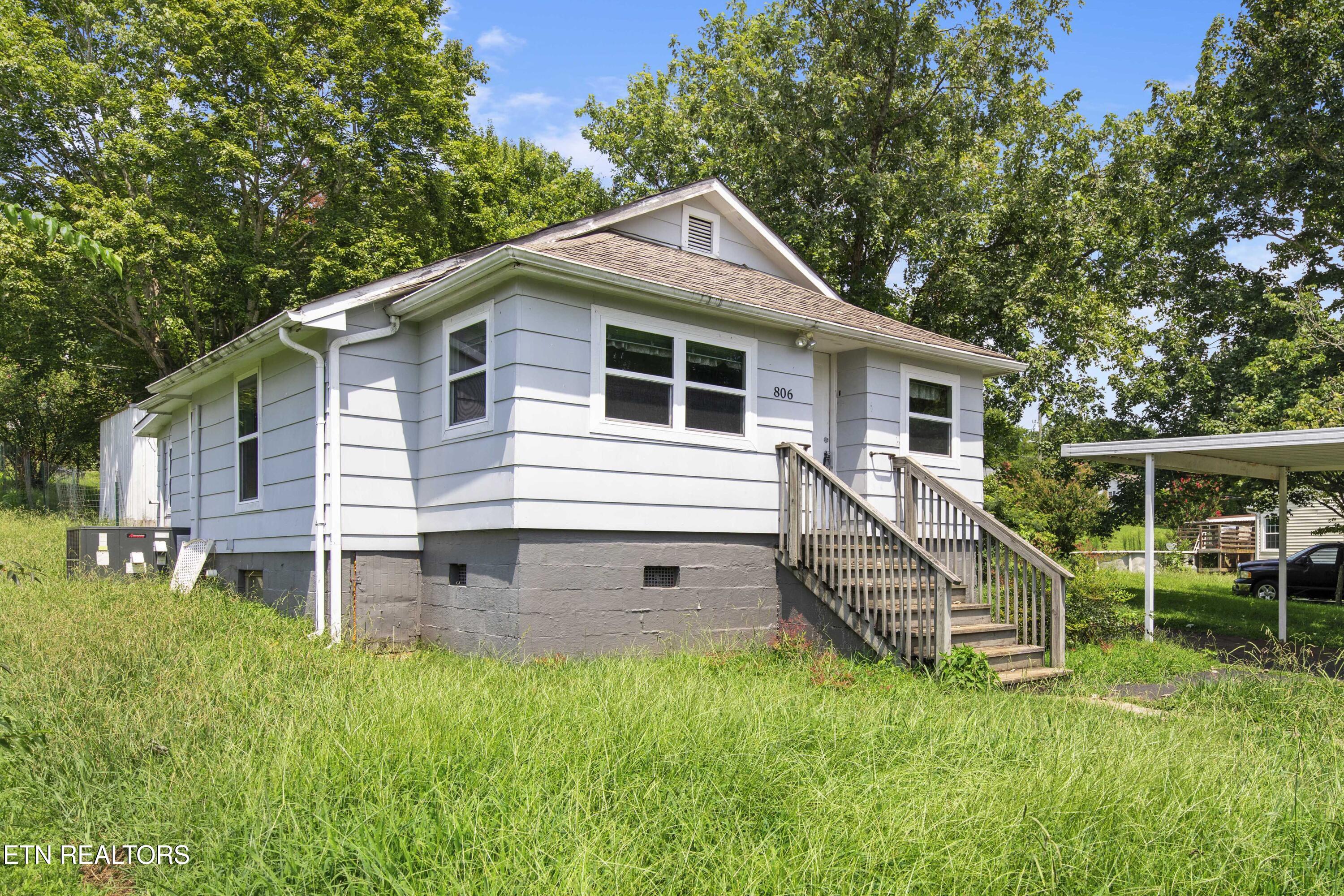 806 Commerce Street Loudon TN 37774