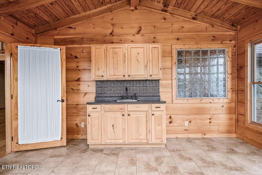 2442 Long Branch Road Spencer TN 38585