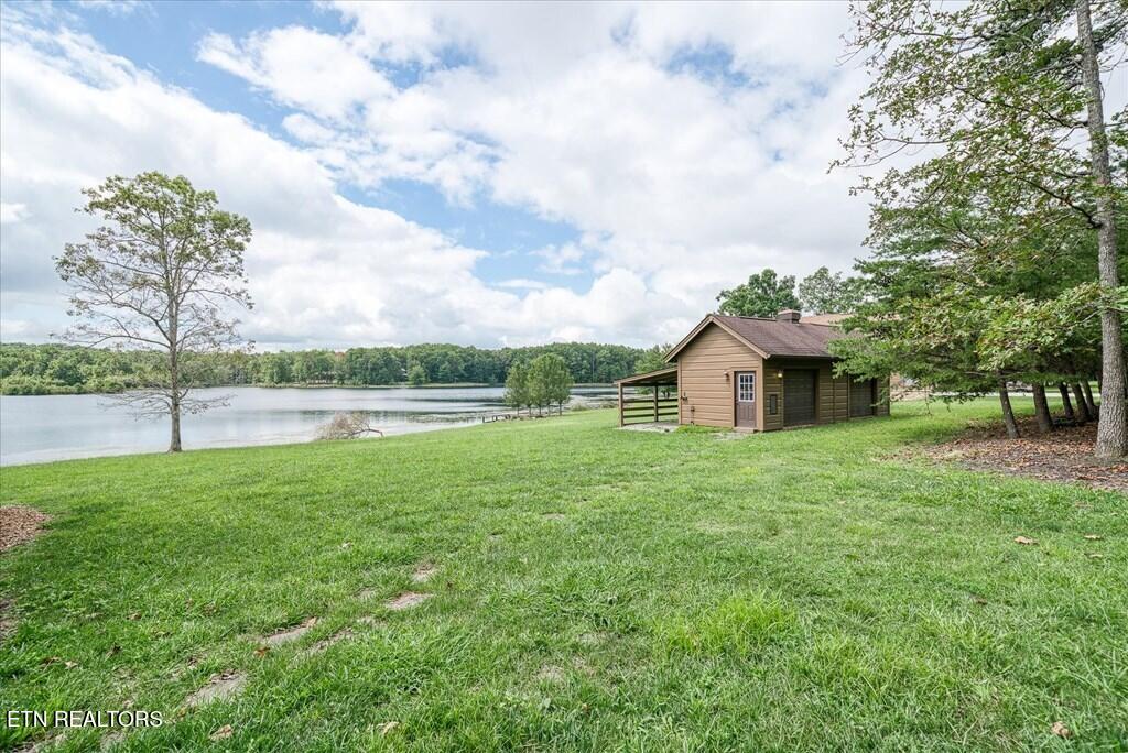 2442 Long Branch Road Spencer TN 38585