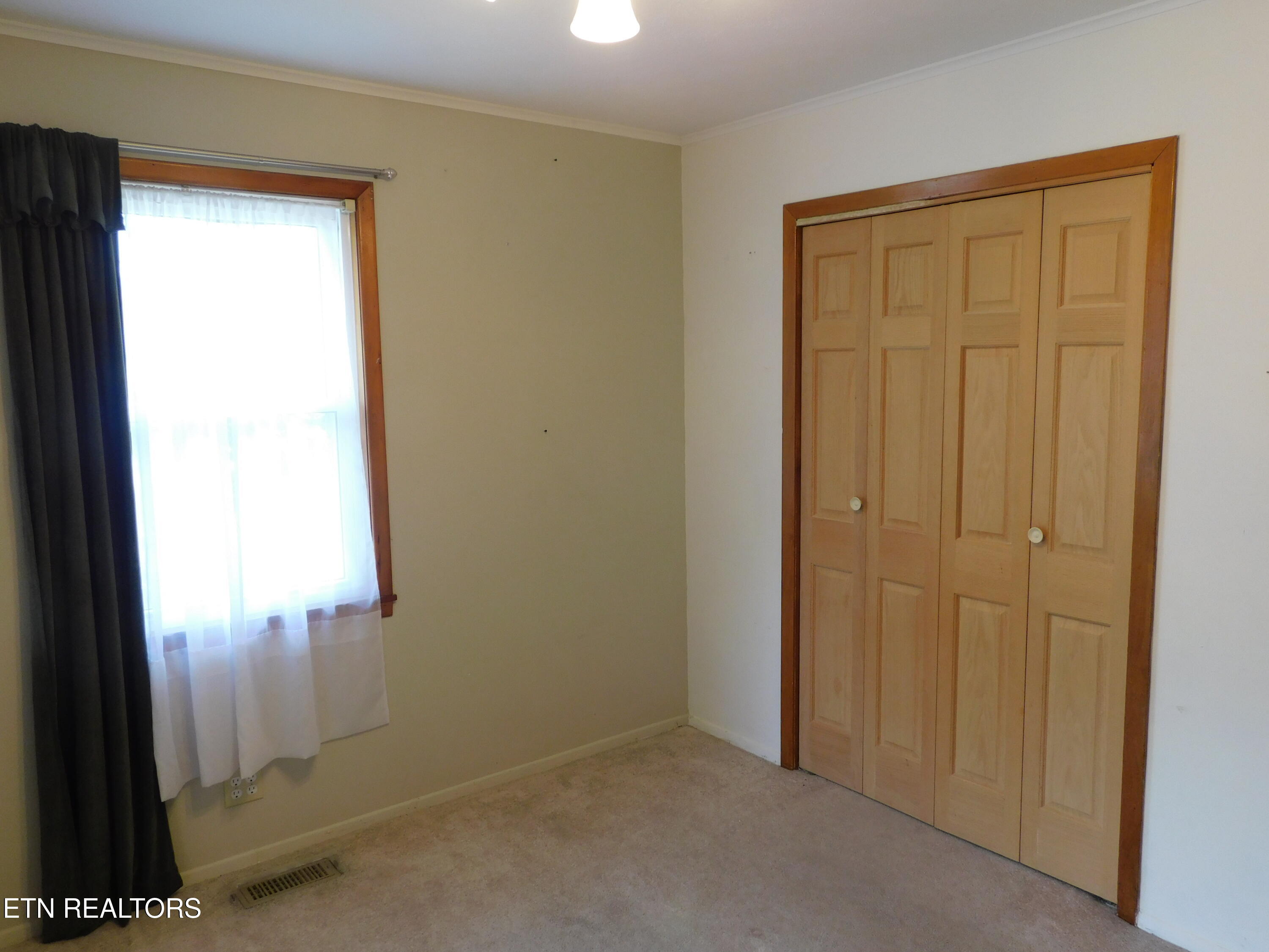 5855 Fairhill Lane Knoxville TN 37918