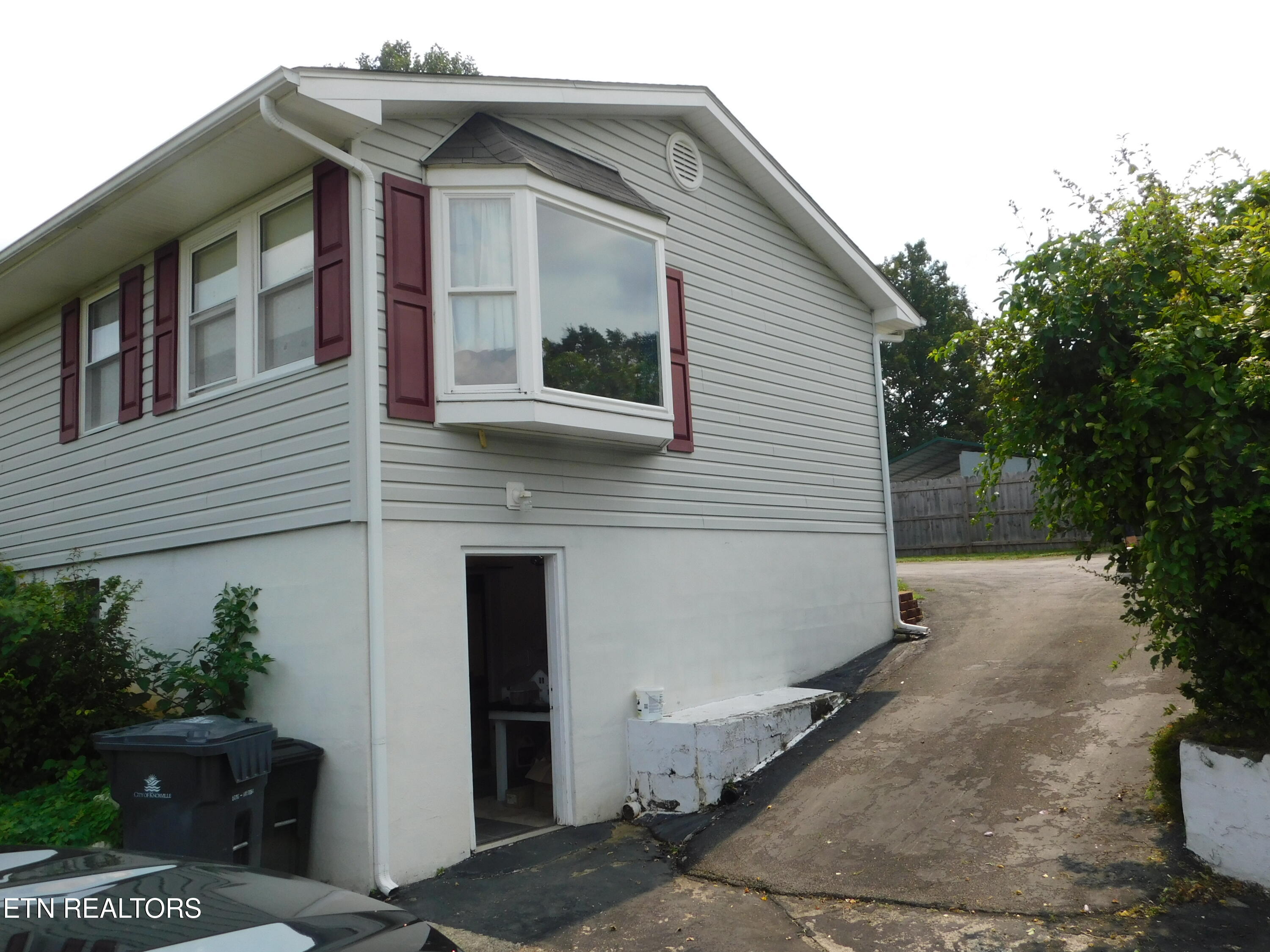 5855 Fairhill Lane Knoxville TN 37918