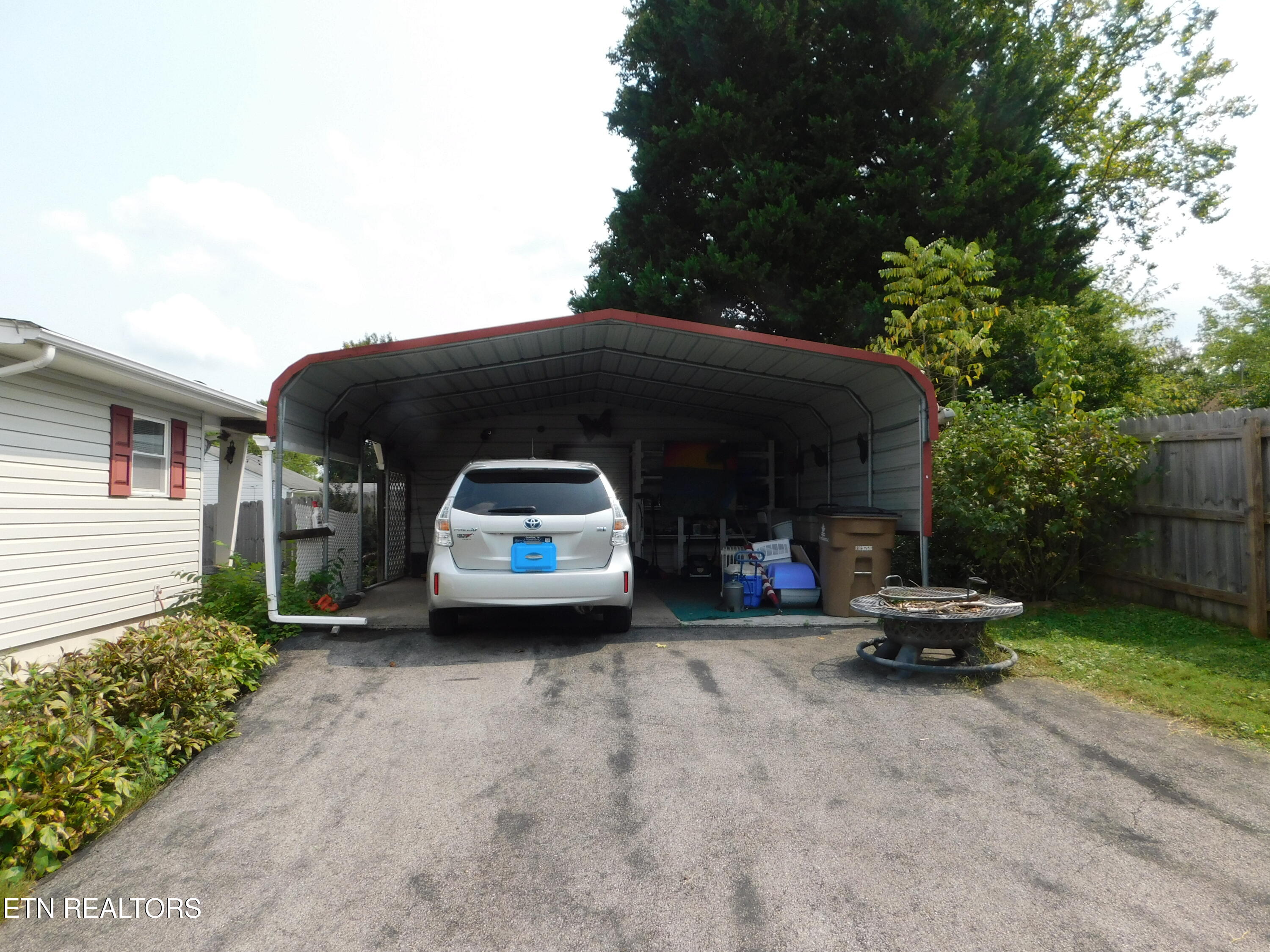 5855 Fairhill Lane Knoxville TN 37918