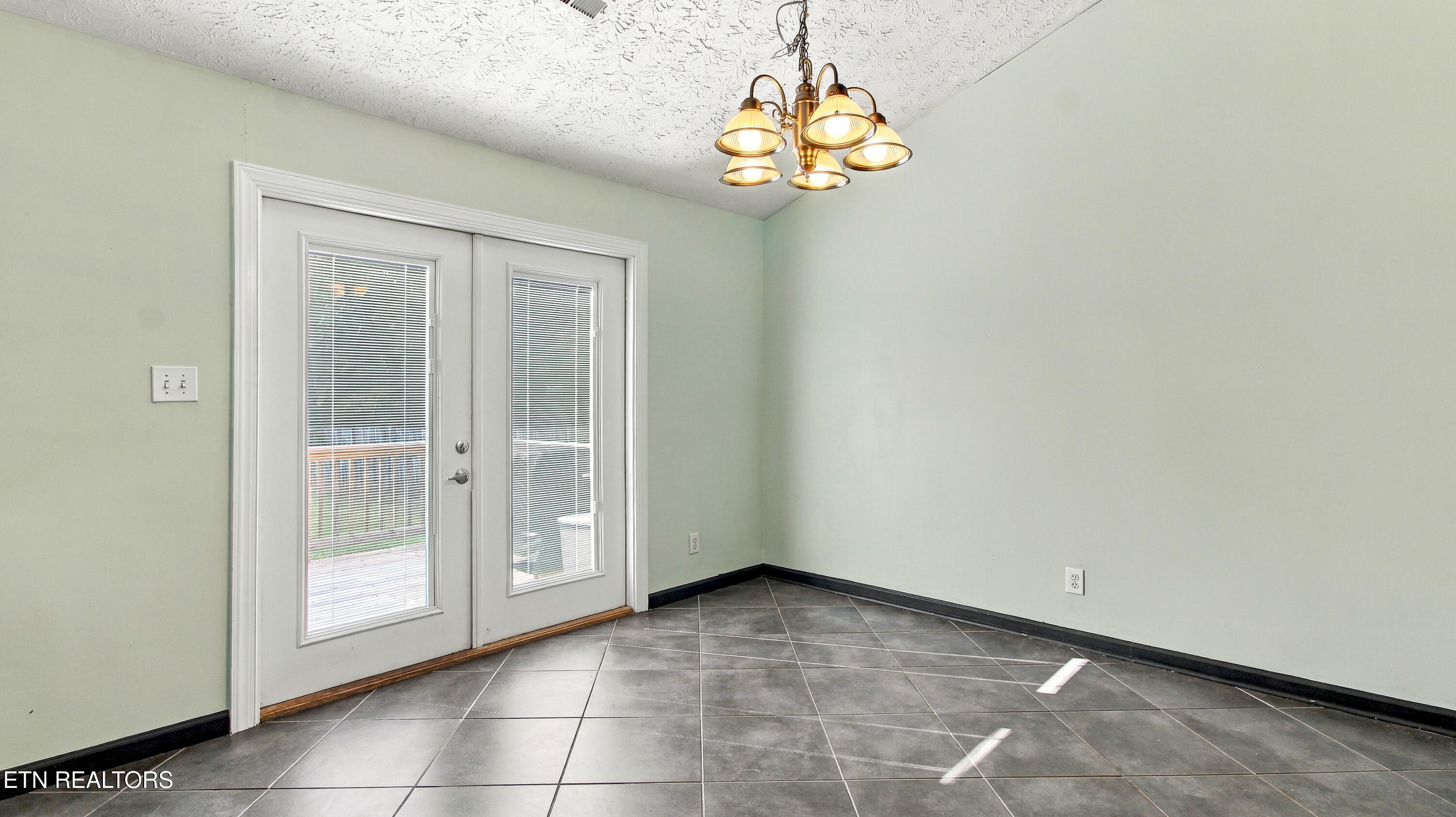 5973 Warrenpark Lane Knoxville TN 37912