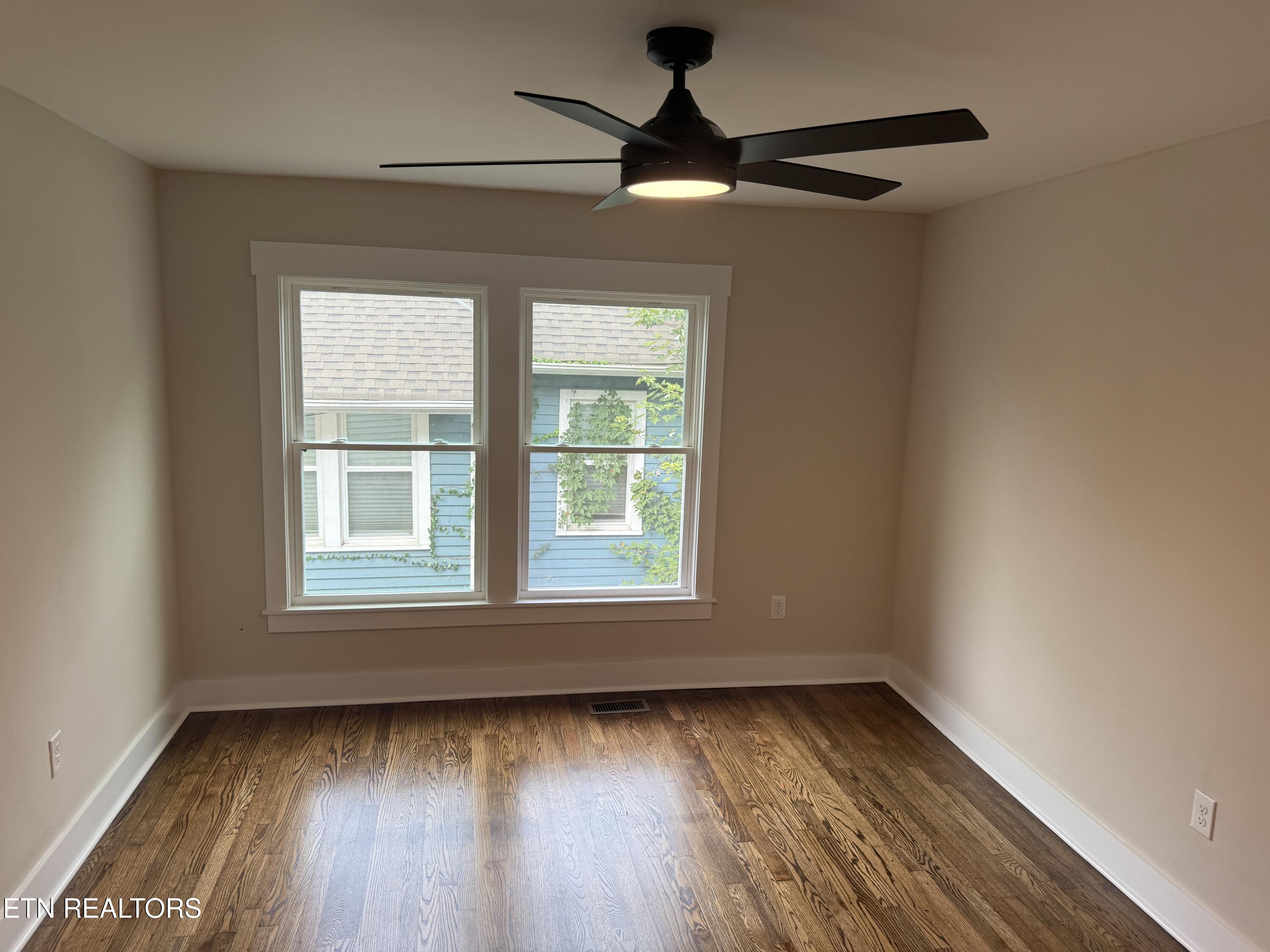 1507 Mccroskey Avenue Knoxville TN 37917