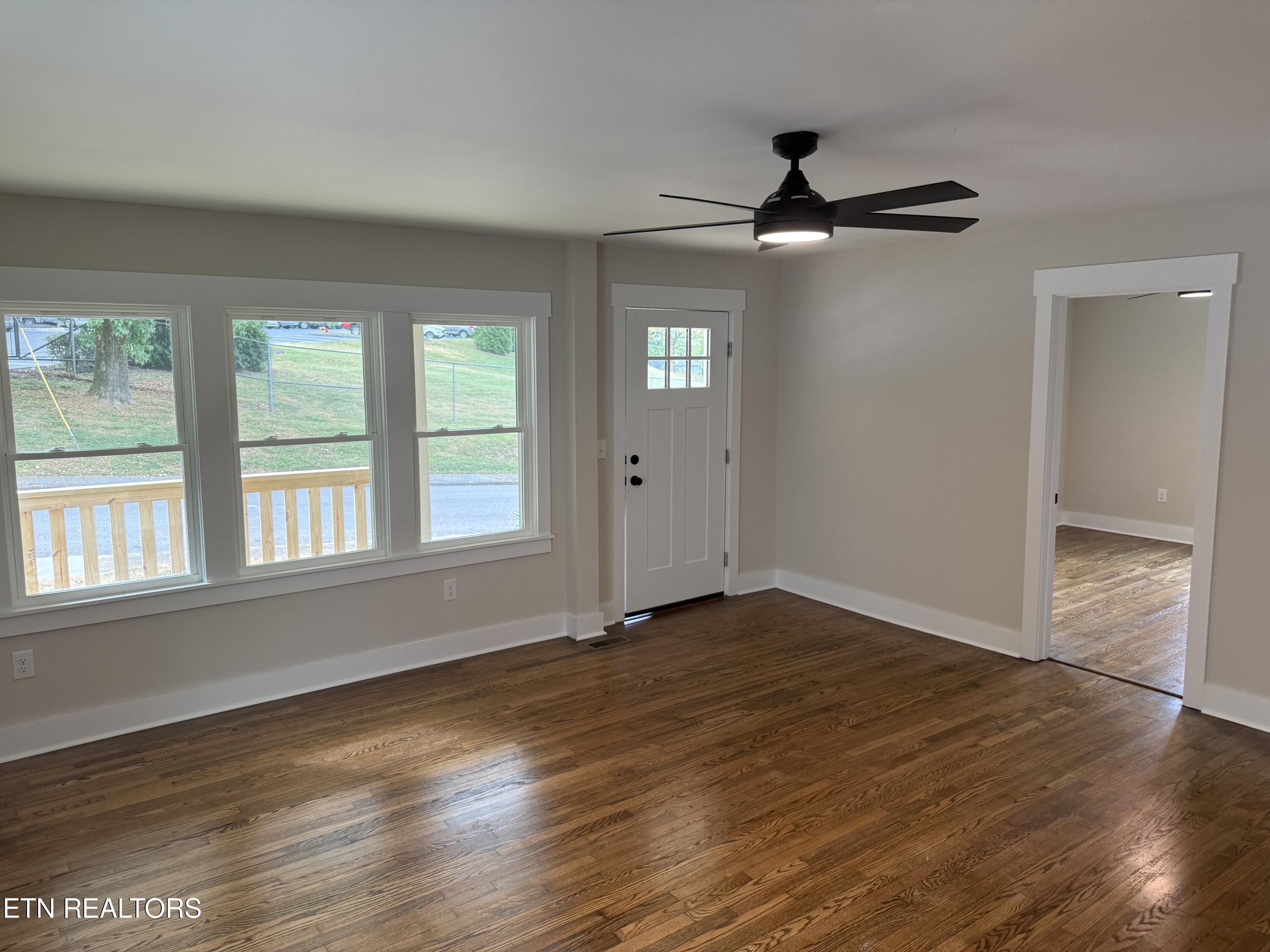 1507 Mccroskey Avenue Knoxville TN 37917