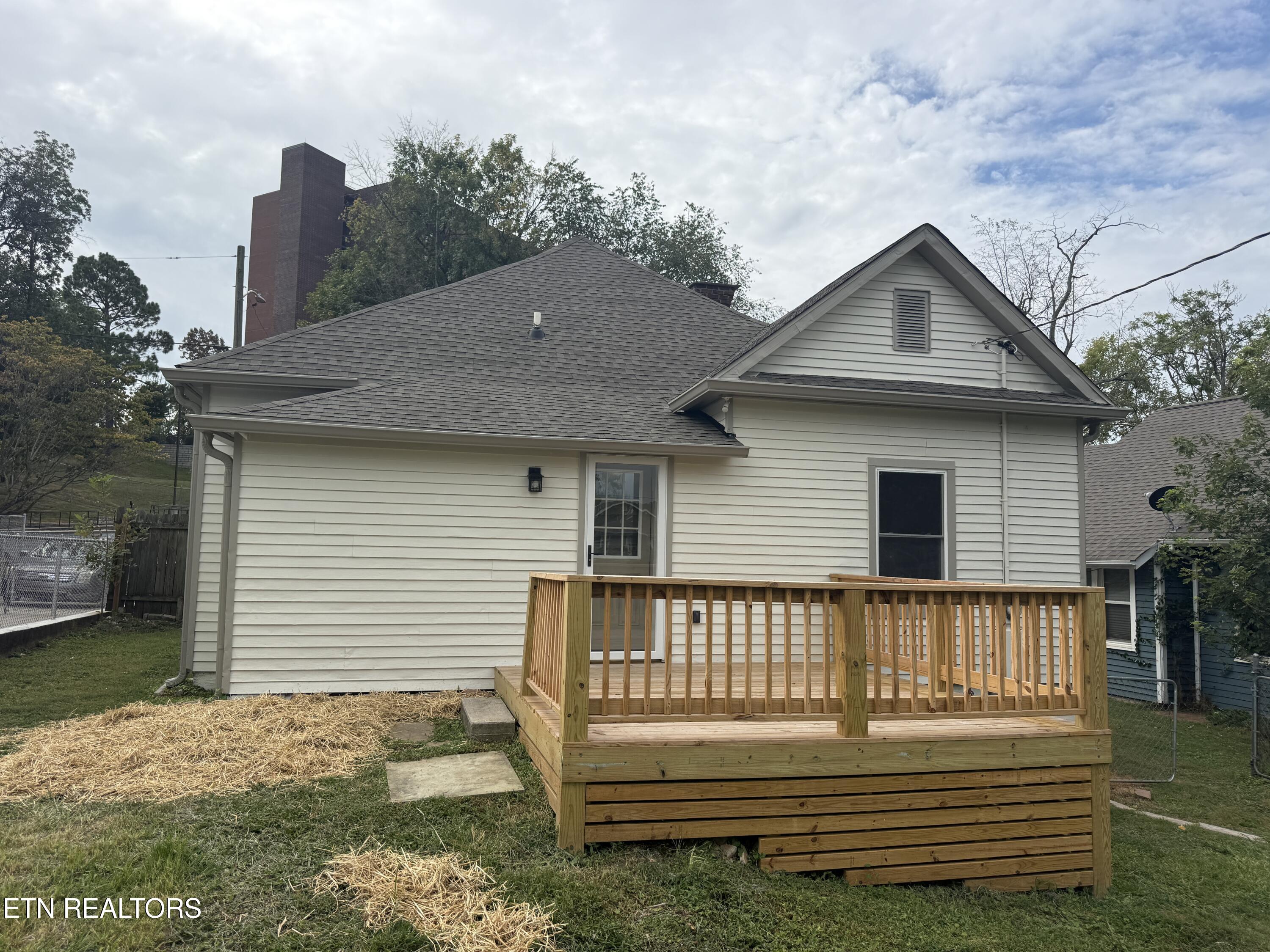 1507 Mccroskey Avenue Knoxville TN 37917