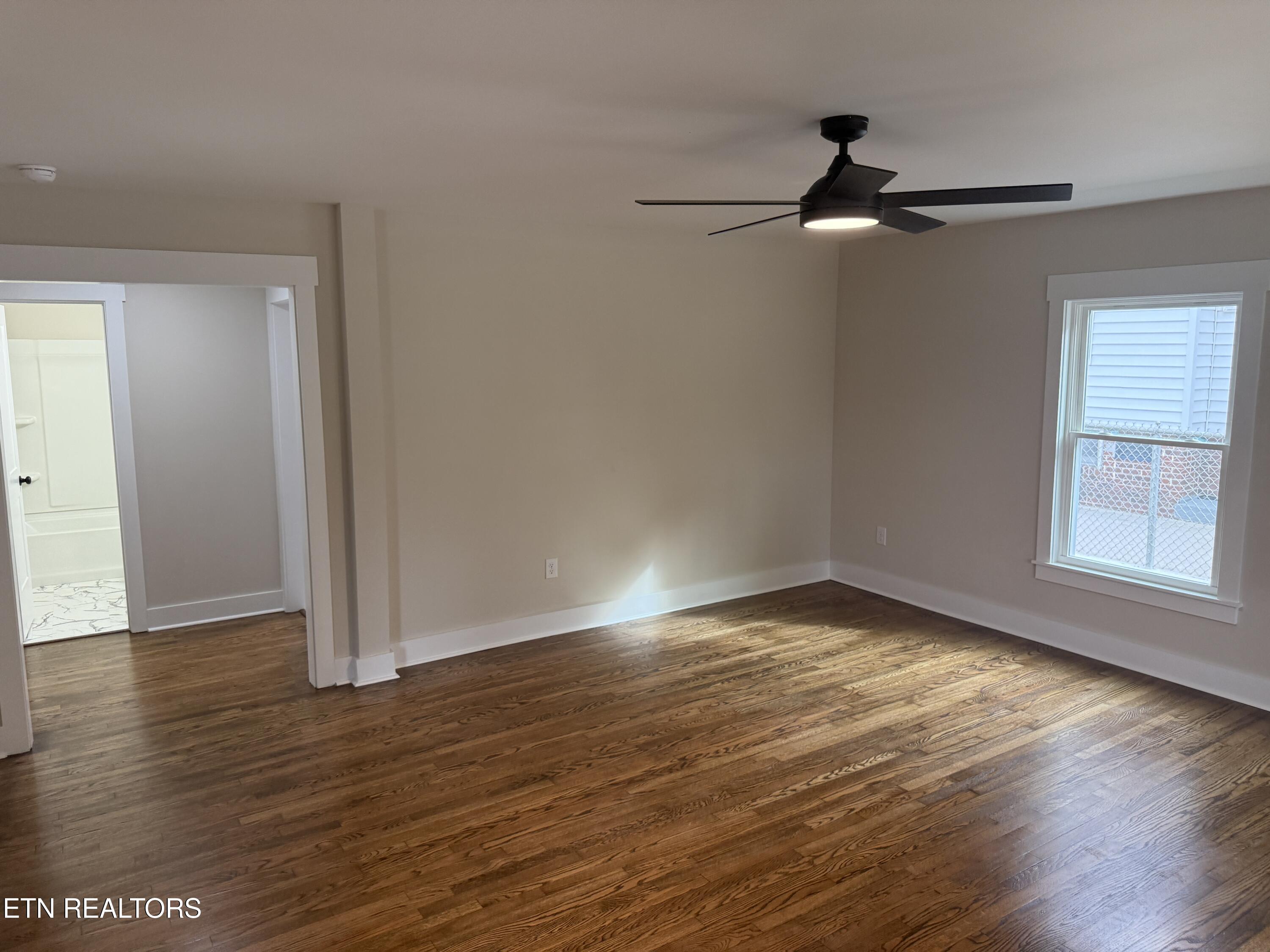 1507 Mccroskey Avenue Knoxville TN 37917