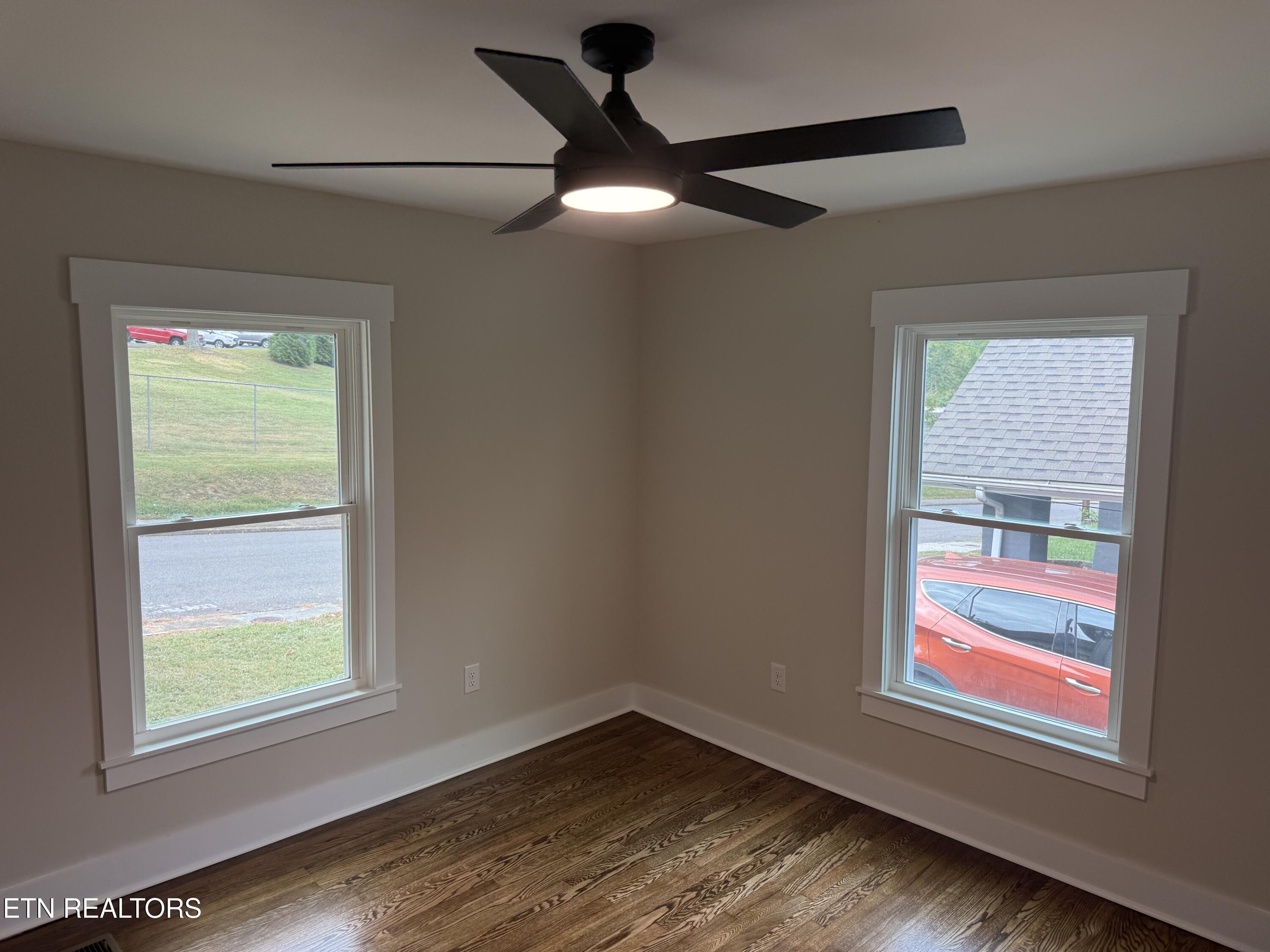 1507 Mccroskey Avenue Knoxville TN 37917