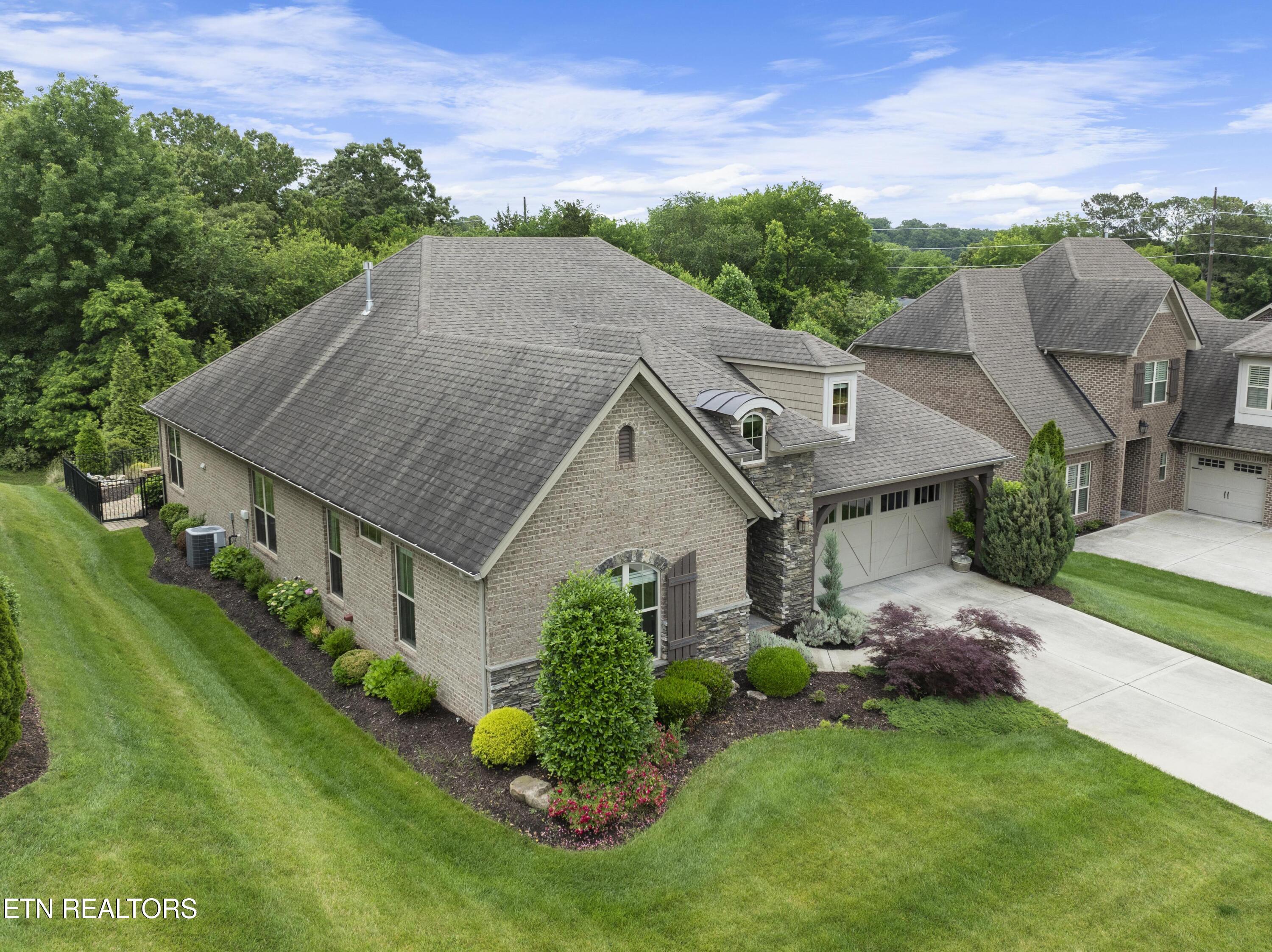 822 Briarstone Lane Knoxville TN 37934