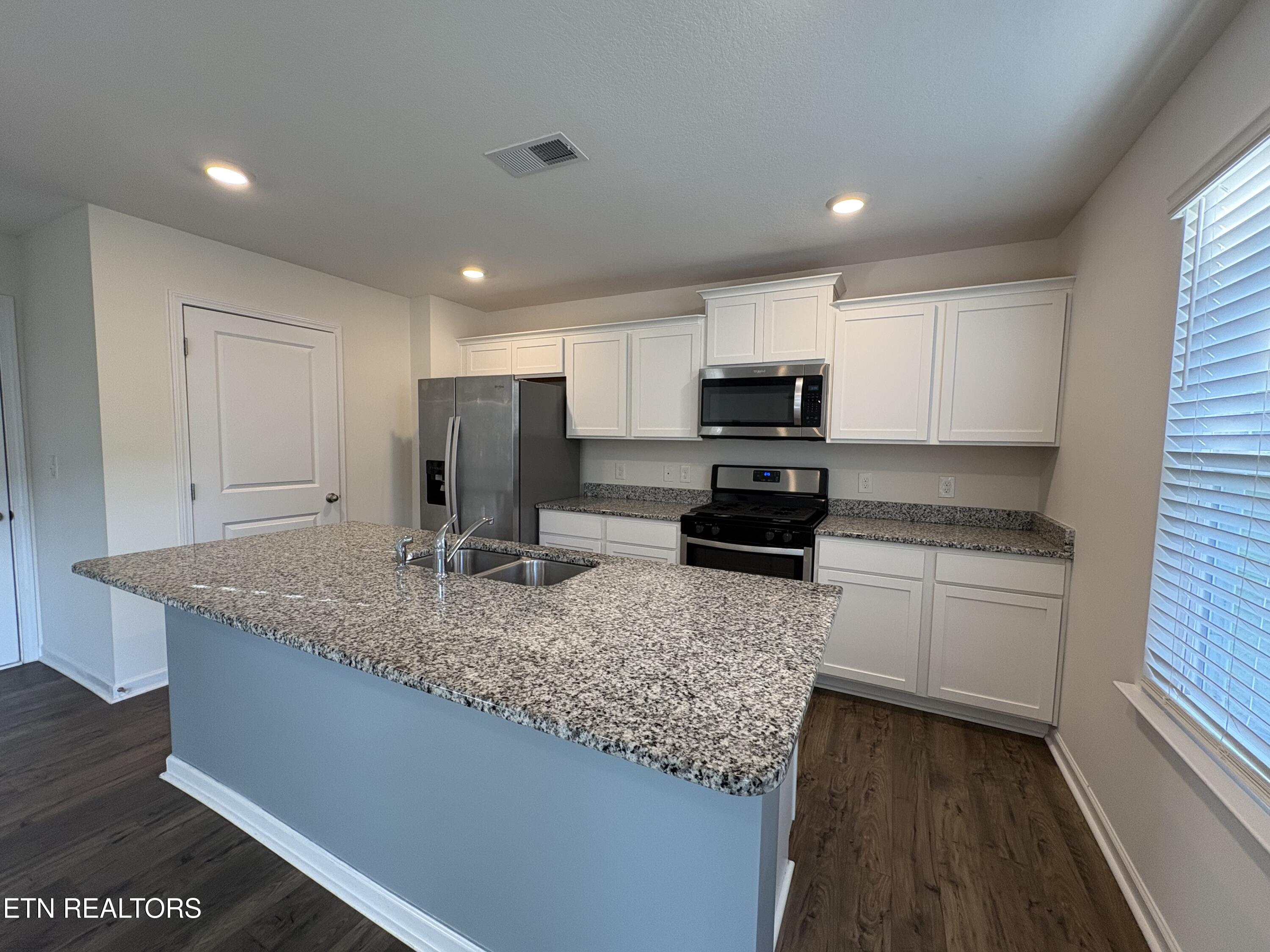 303 Duseth Drive Sweetwater TN 37874