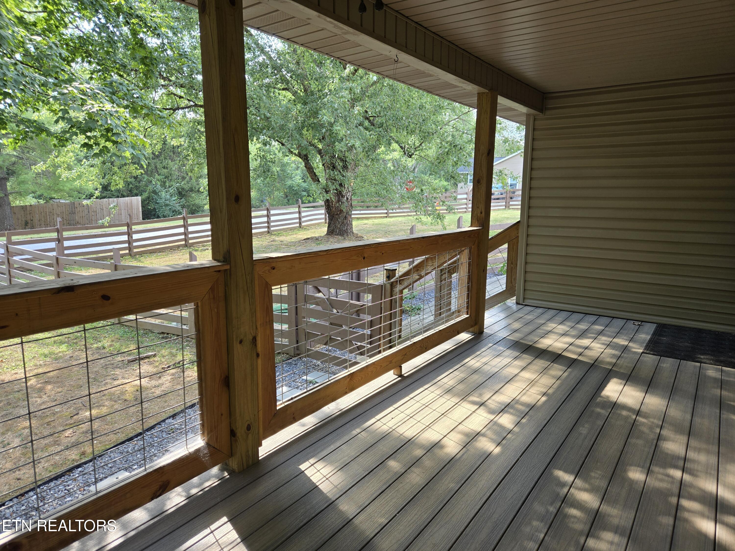 7524 Inverrary Circle Knoxville TN 37918