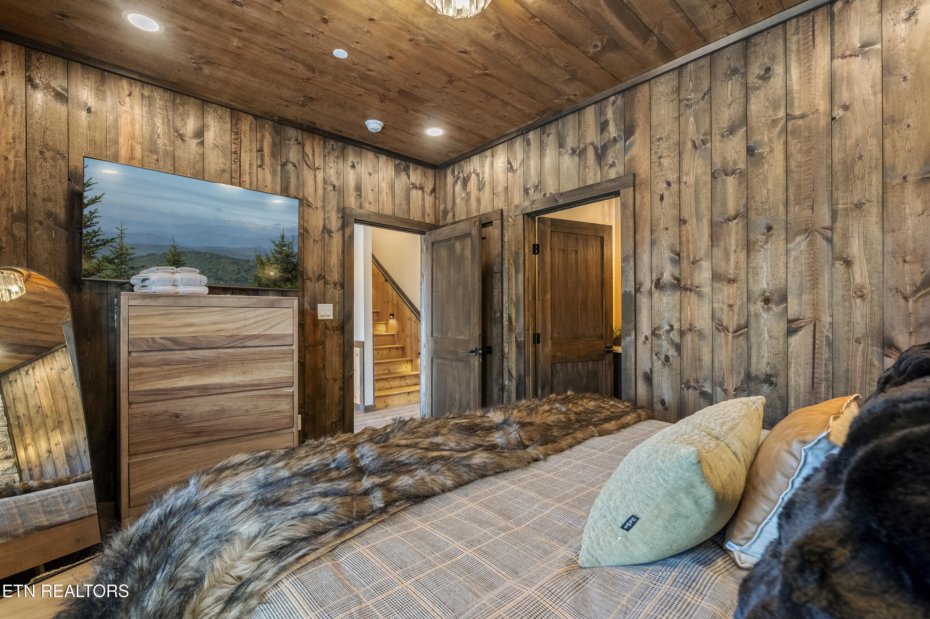 436 Hatchet Way Pigeon Forge TN 37863