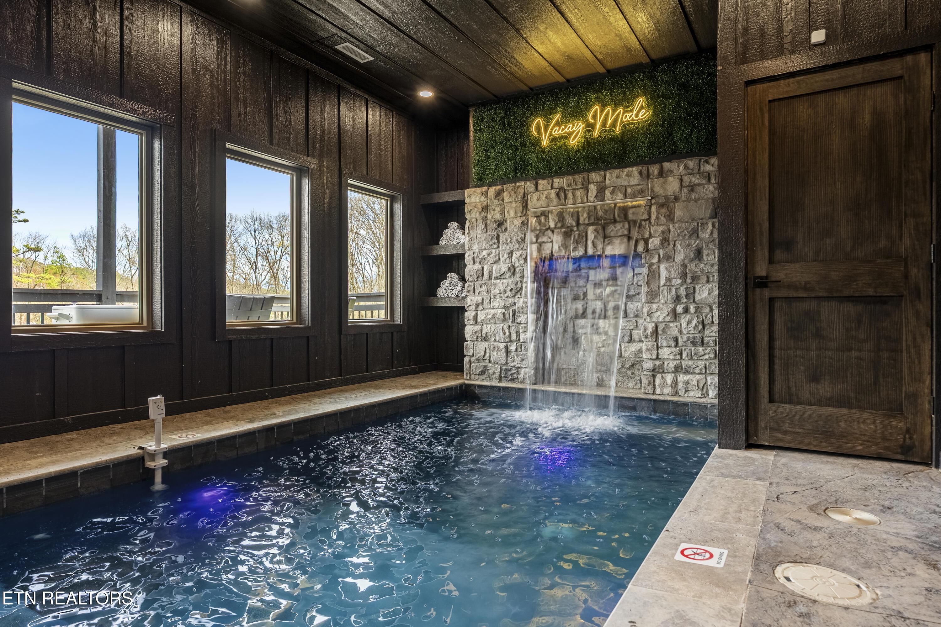 436 Hatchet Way Pigeon Forge TN 37863
