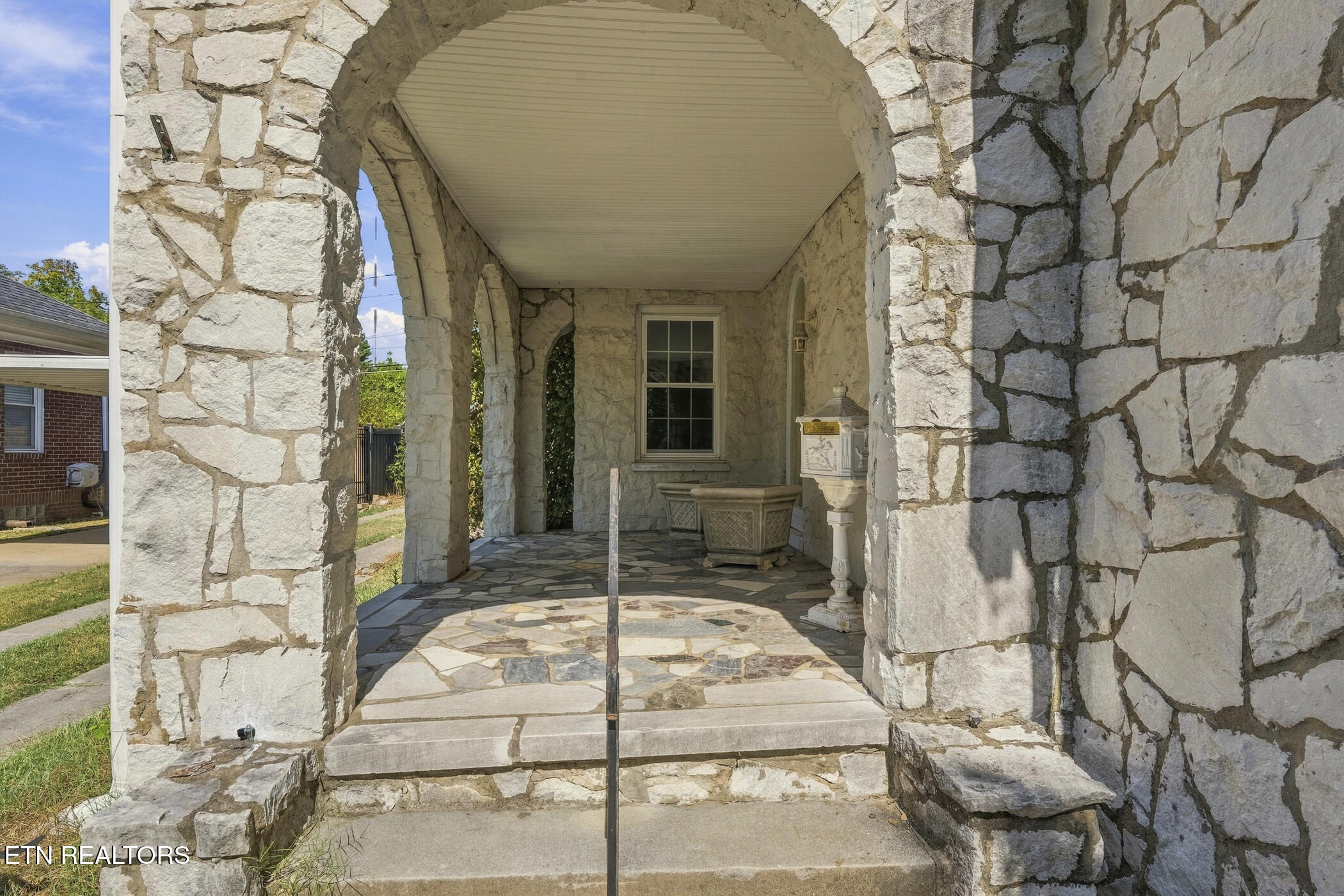 1903 Fairmont Boulevard Knoxville TN 37917