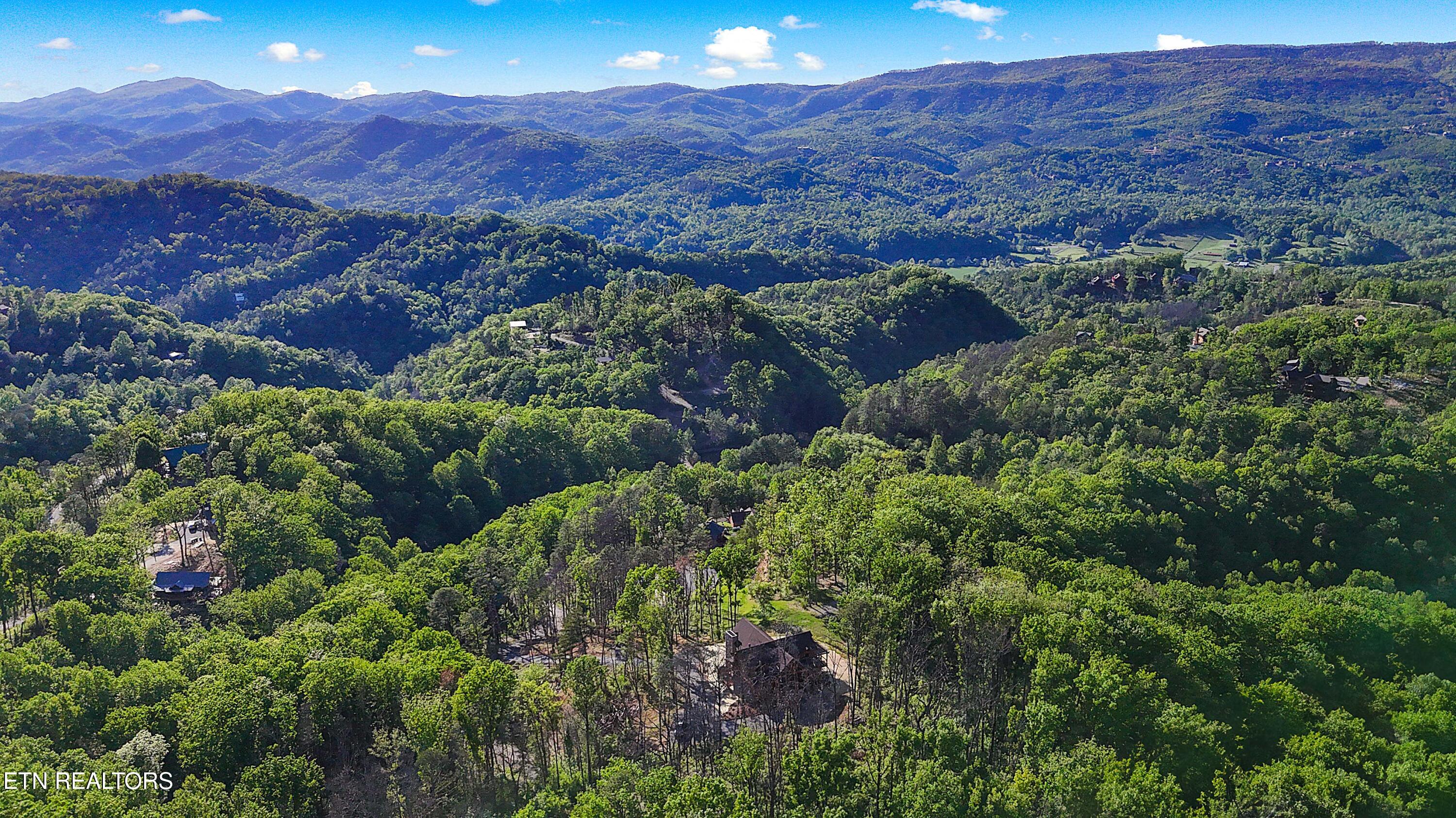 2203 Ridgeland Circle Sevierville TN 37862
