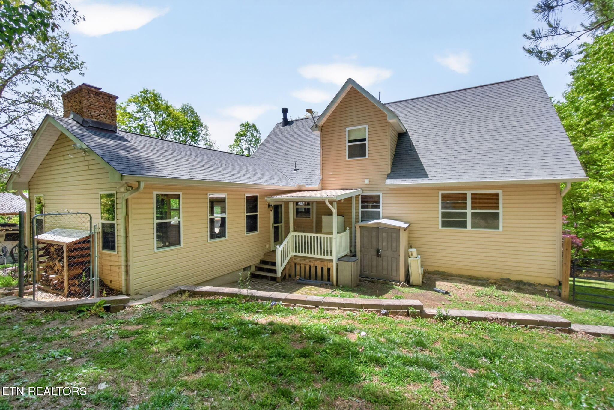 2144 Street Place Loop Monterey TN 38574