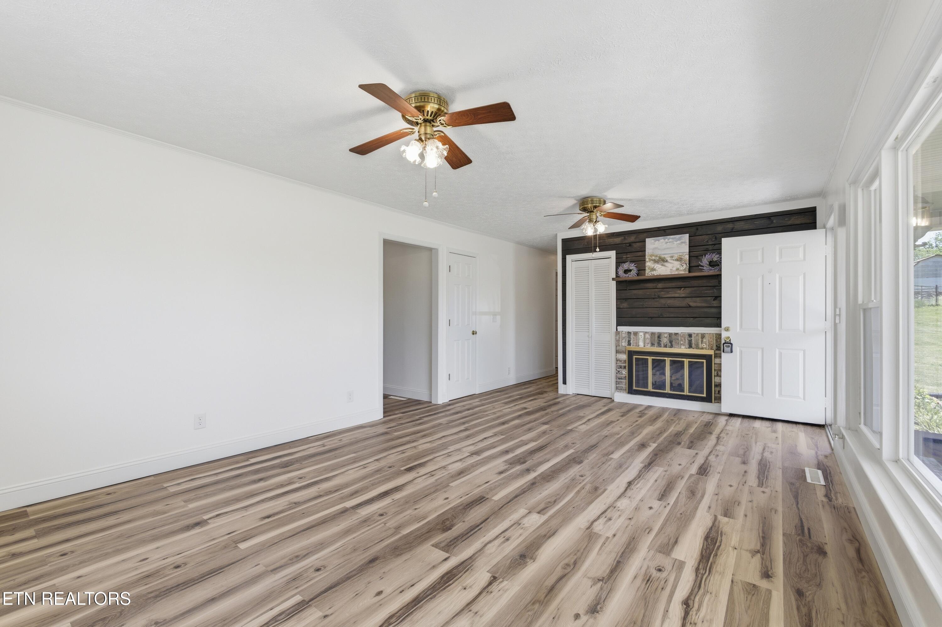 219 Evergreen Street Harriman TN 37748