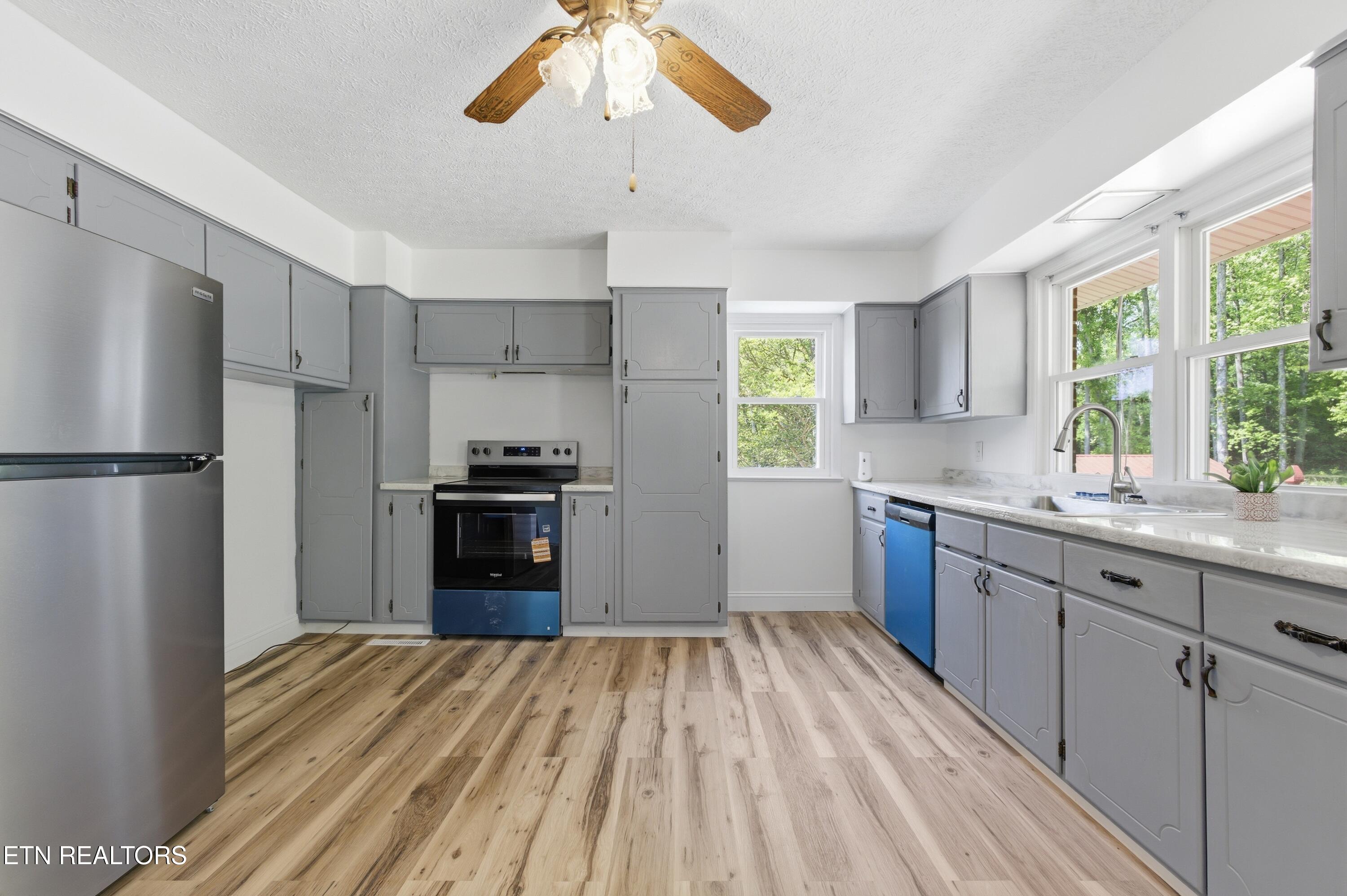 219 Evergreen Street Harriman TN 37748