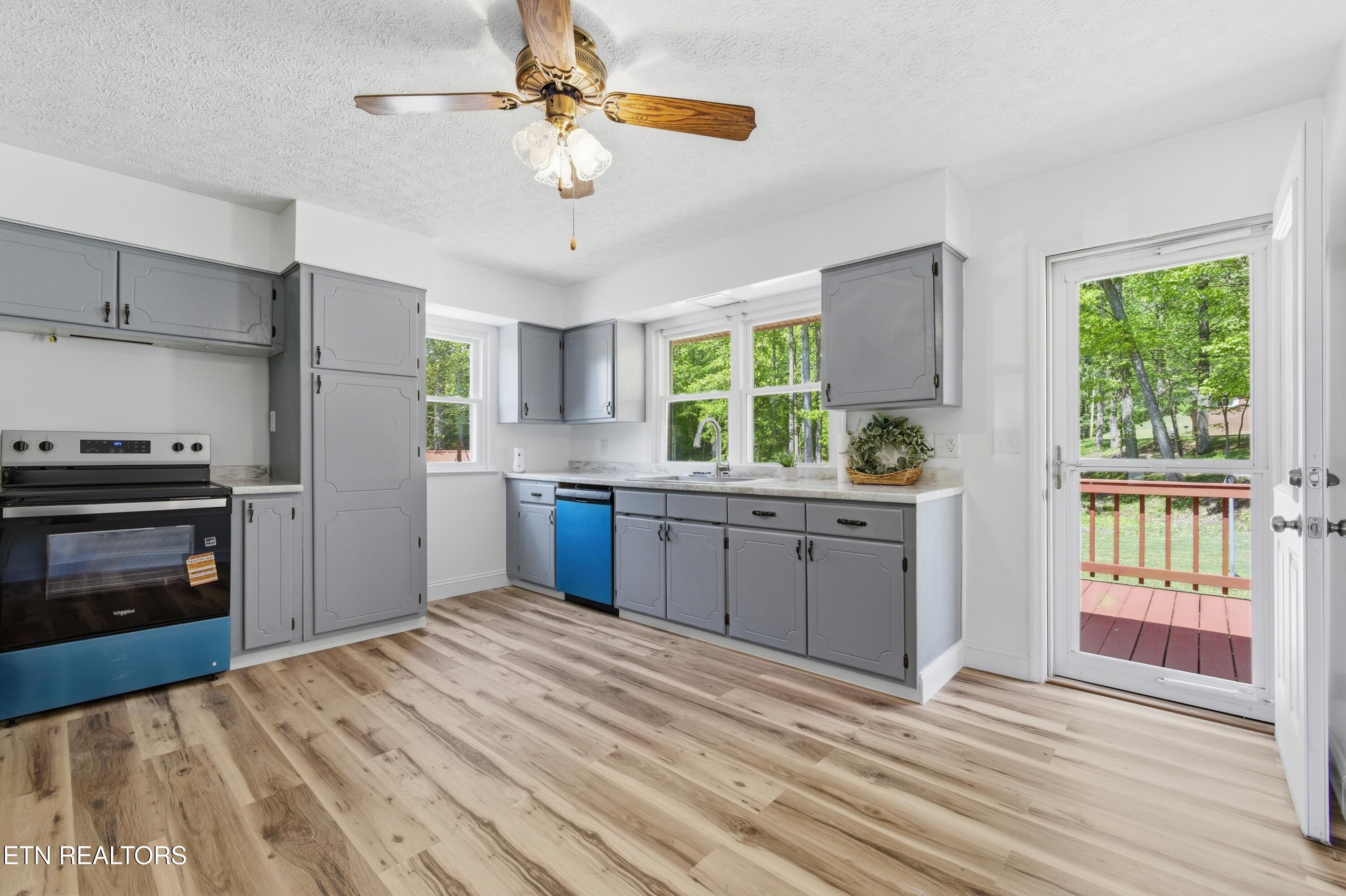 219 Evergreen Street Harriman TN 37748