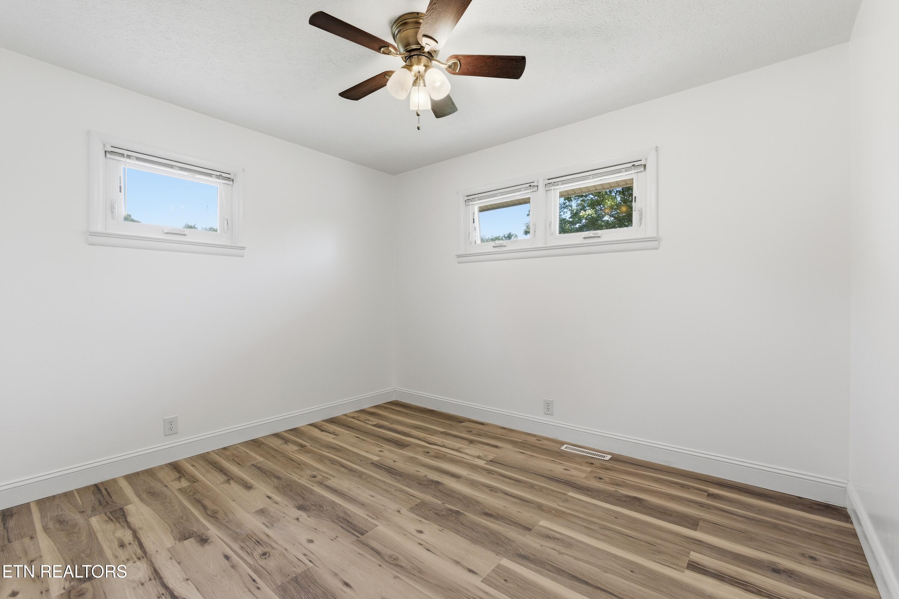 219 Evergreen Street Harriman TN 37748