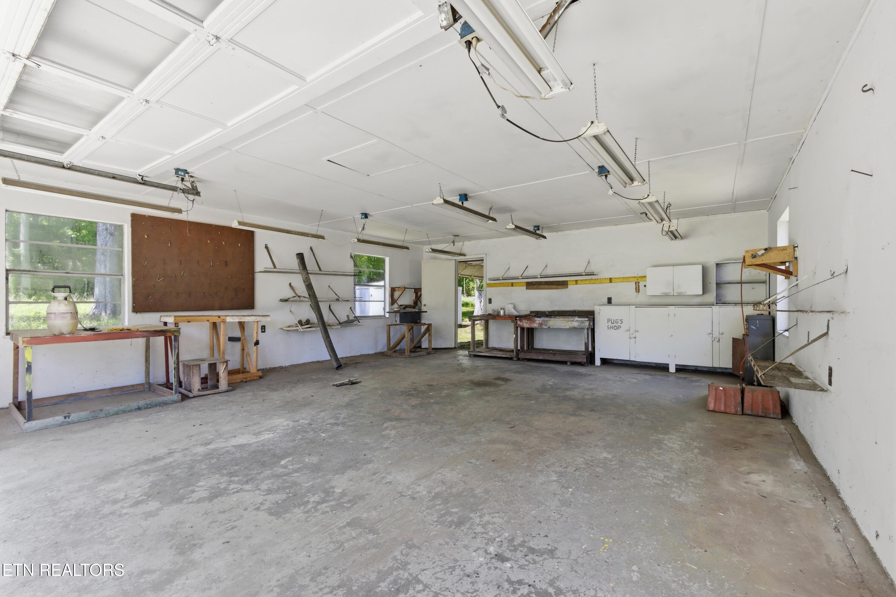 219 Evergreen Street Harriman TN 37748