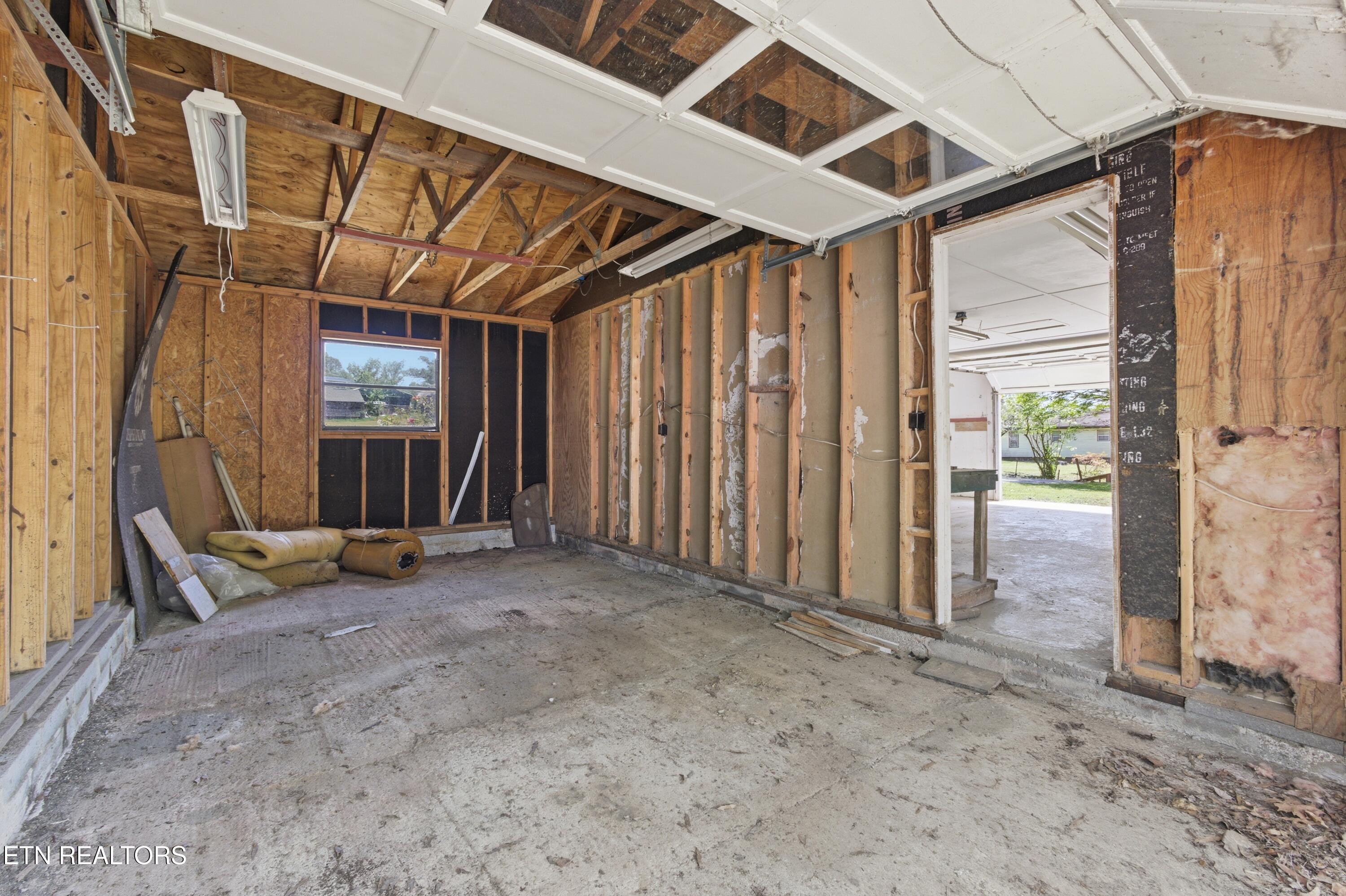 219 Evergreen Street Harriman TN 37748
